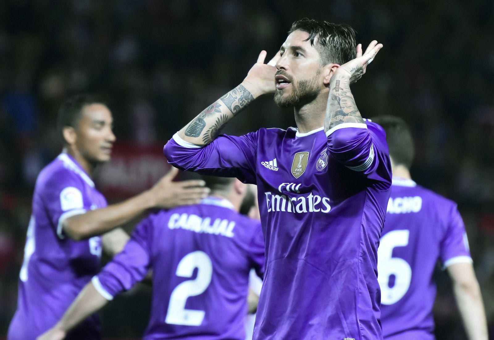 Sergio Ramos, durante un encuentro en el Sánchez-Pizjuán.