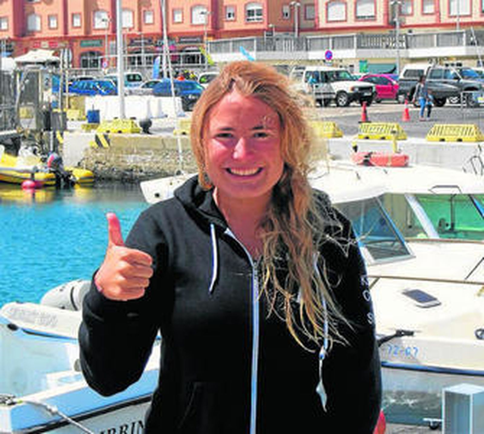 Nathalie Pohl posa sonriente, ayer en Tarifa.
