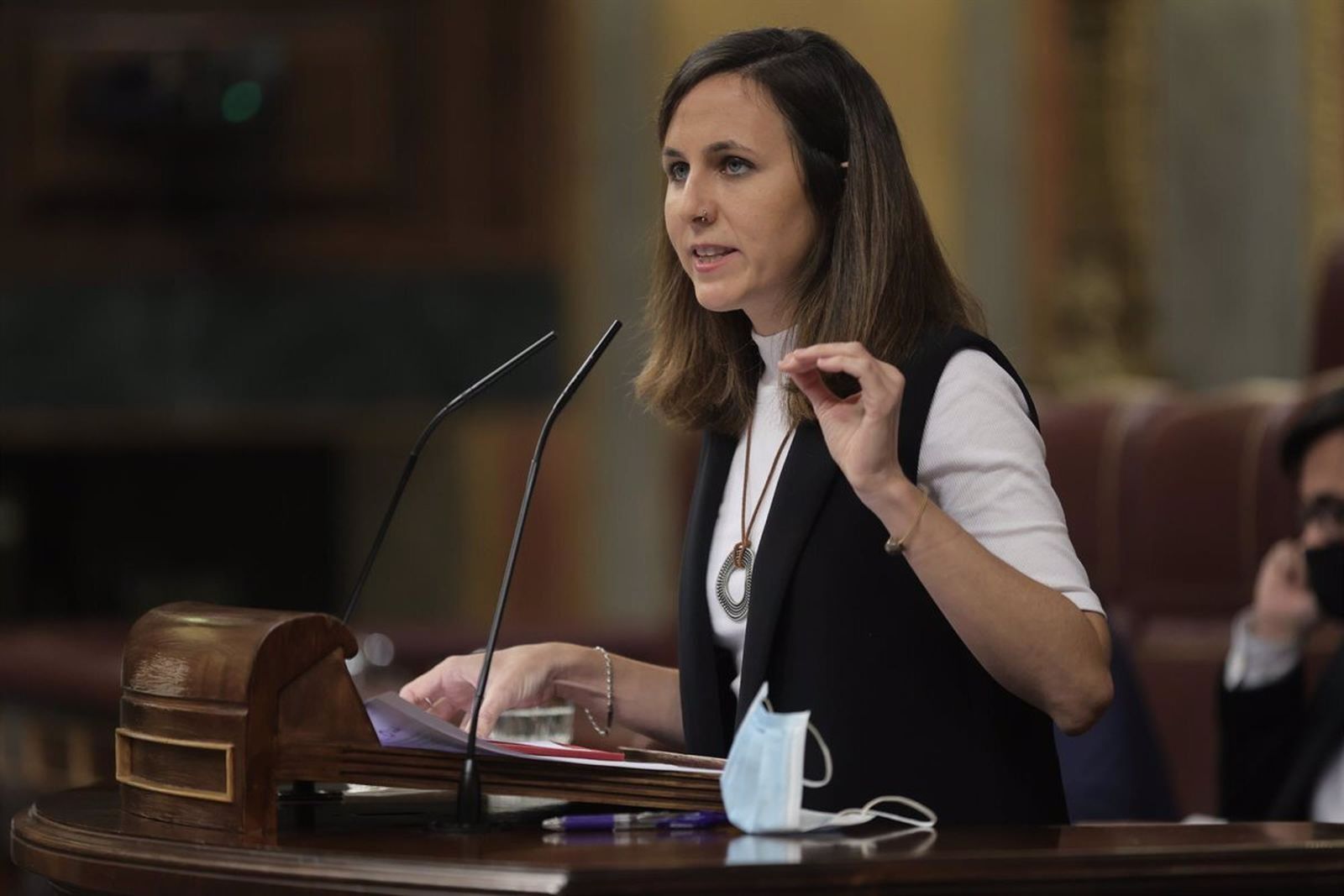 Cómo recibir la nueva ayuda de 100 euros por hijo del Gobierno