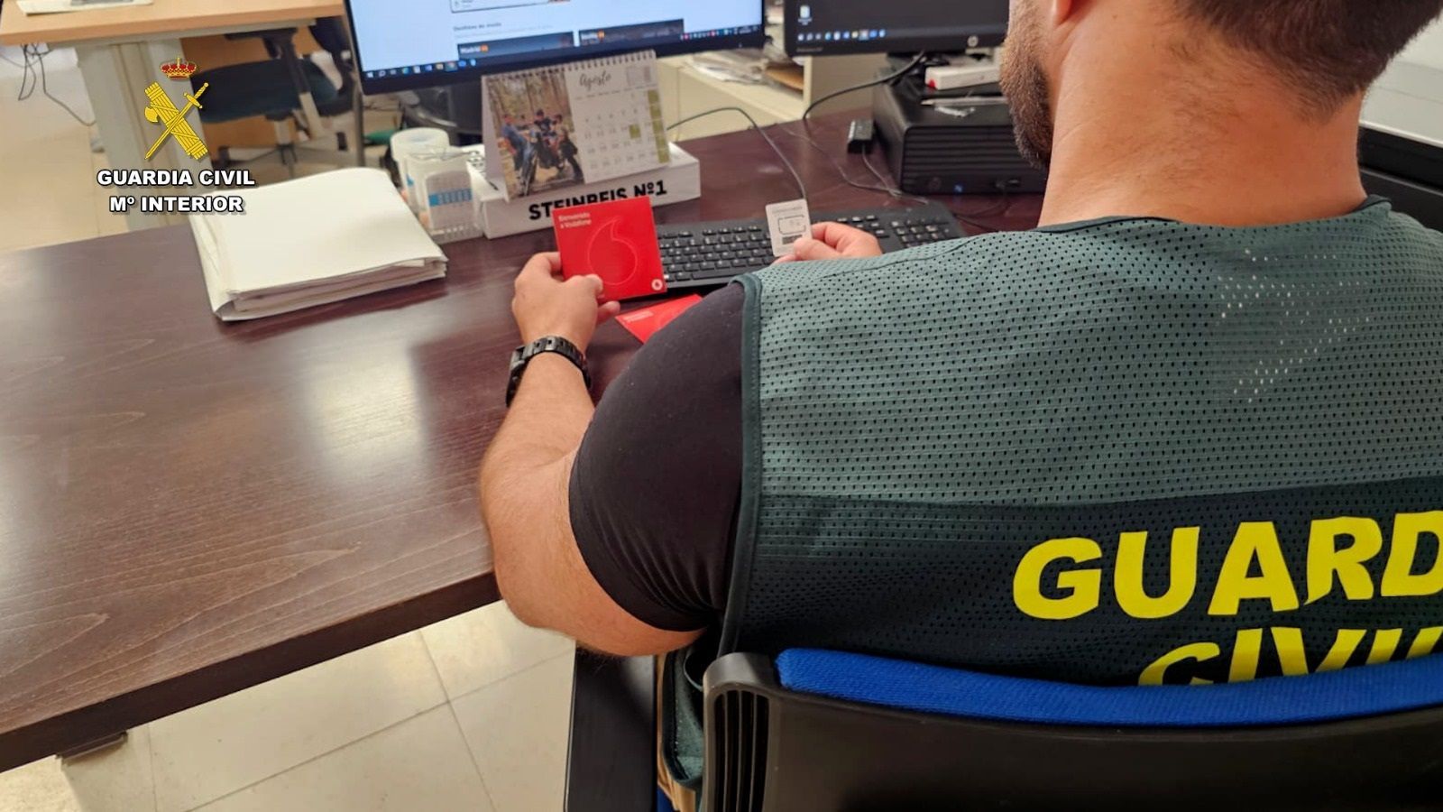 Agente de la Guardia Civil en Huelva.