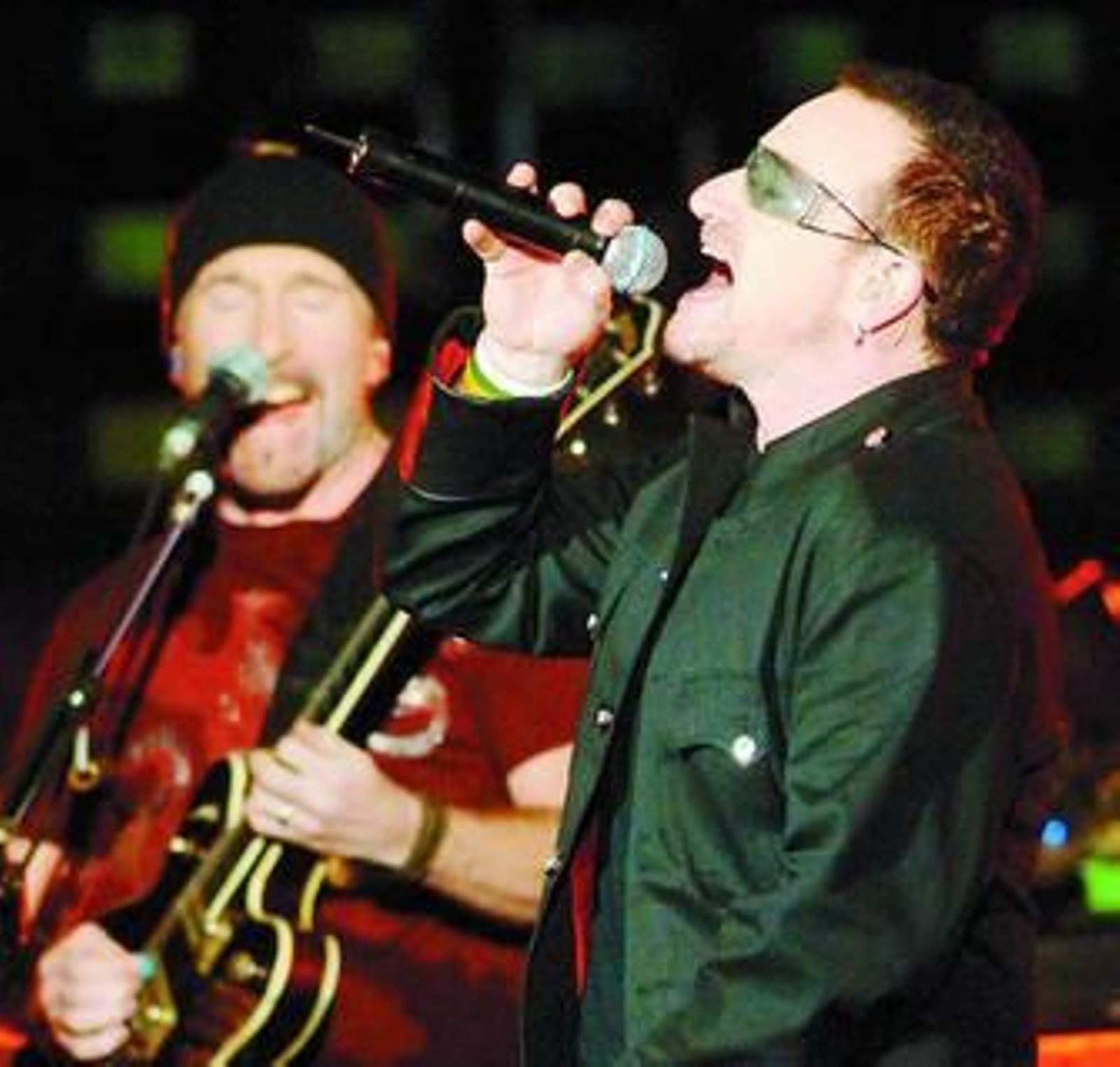 U2, listos para arrancar hoy su gira mundial en Barcelona.