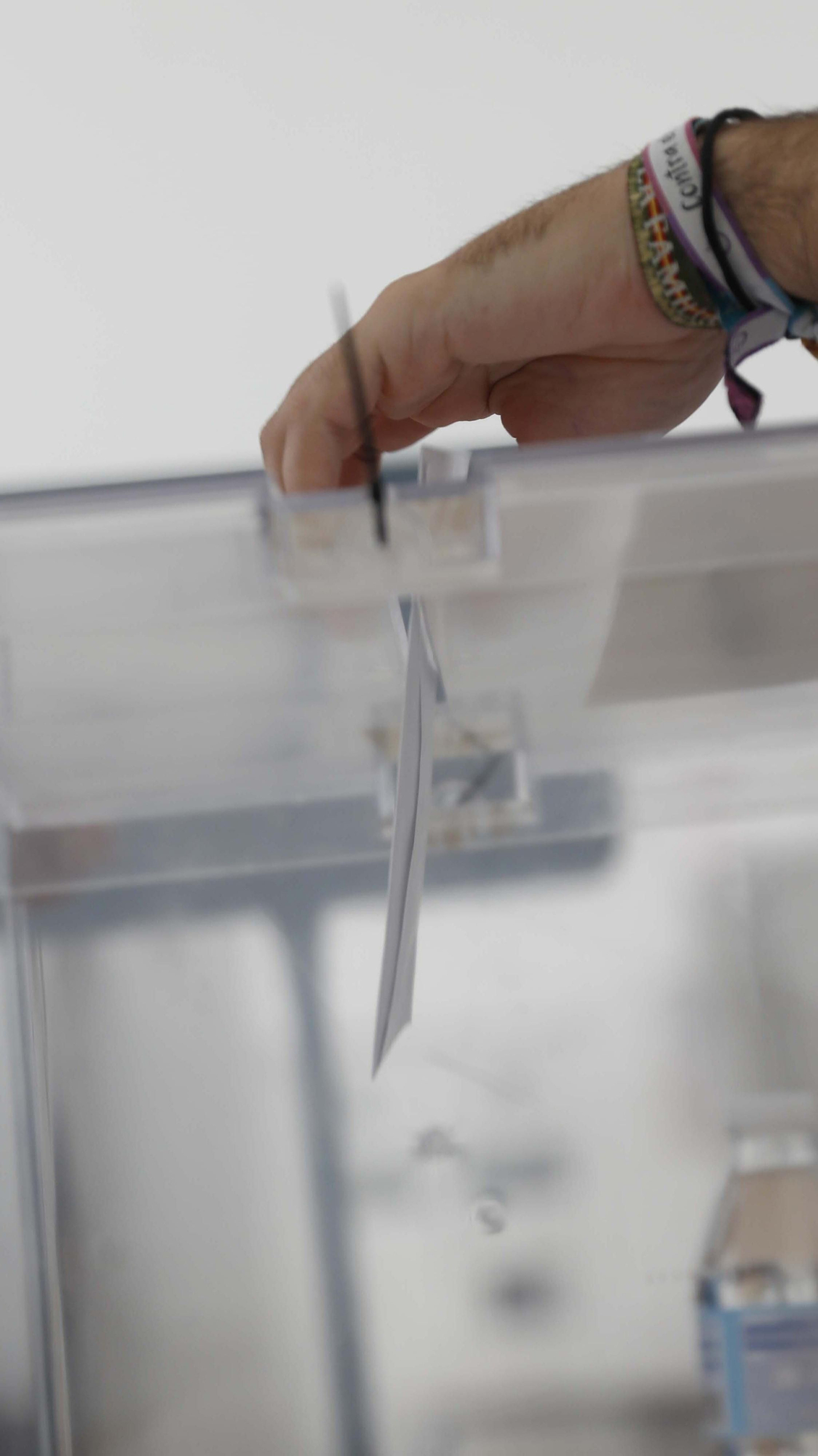 Fotos de la jornada electoral en La Línea