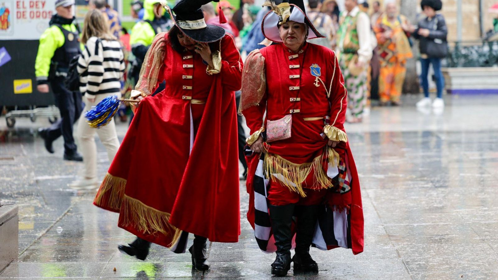 Las mejores imágenes del primer domingo de Carnaval de Cádiz