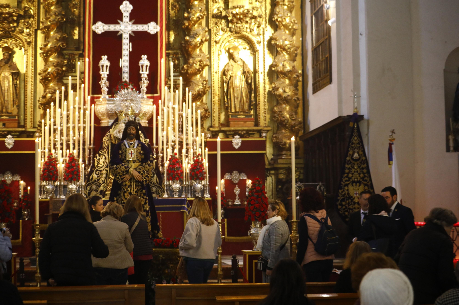 El solemne besapiés de Jesús Rescatado de Córdoba, en imágenes