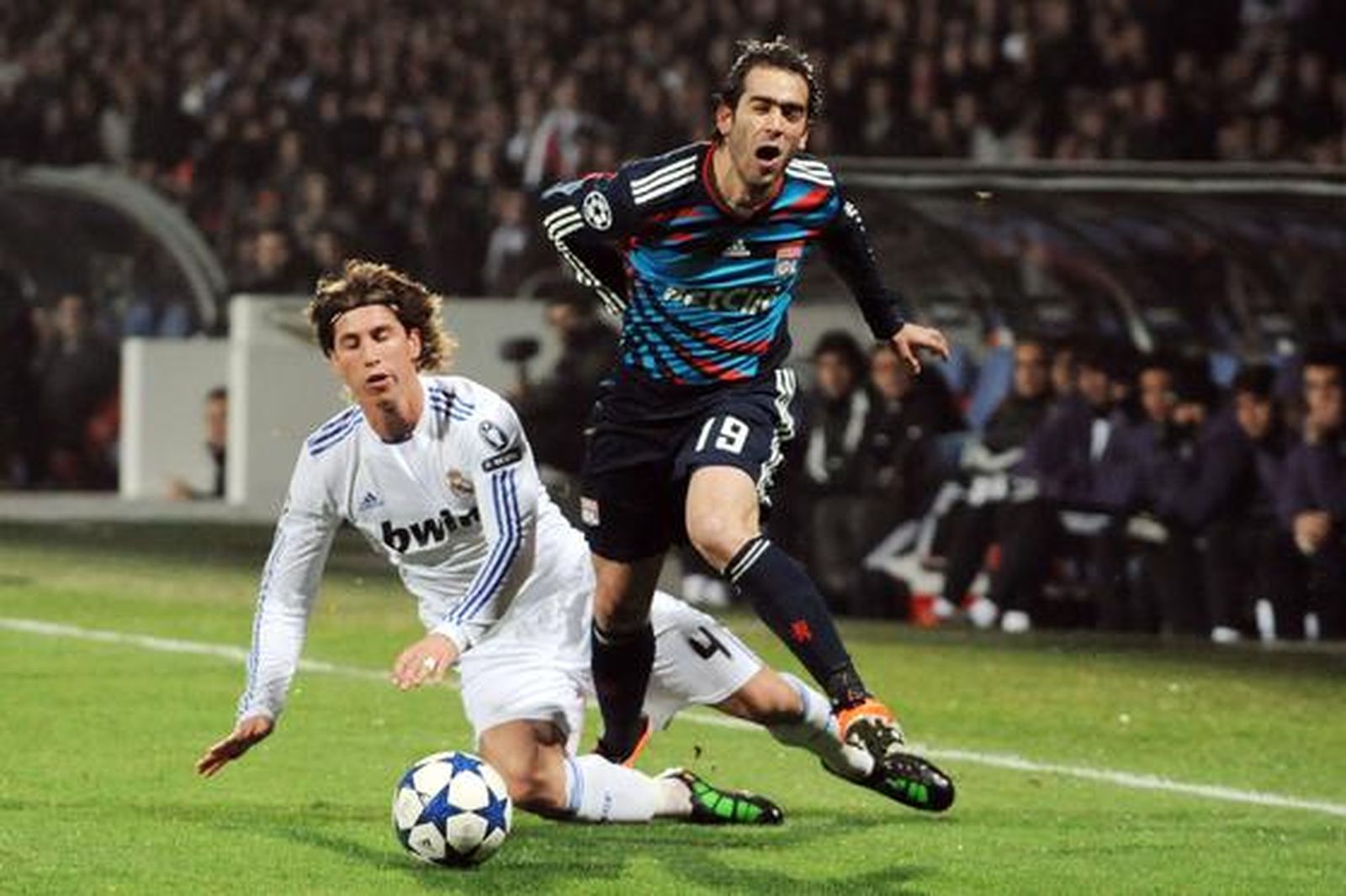 El Real Madrid empata en Lyon y pone medio pie en los cuartos de final de la 'Champions'. / AFP