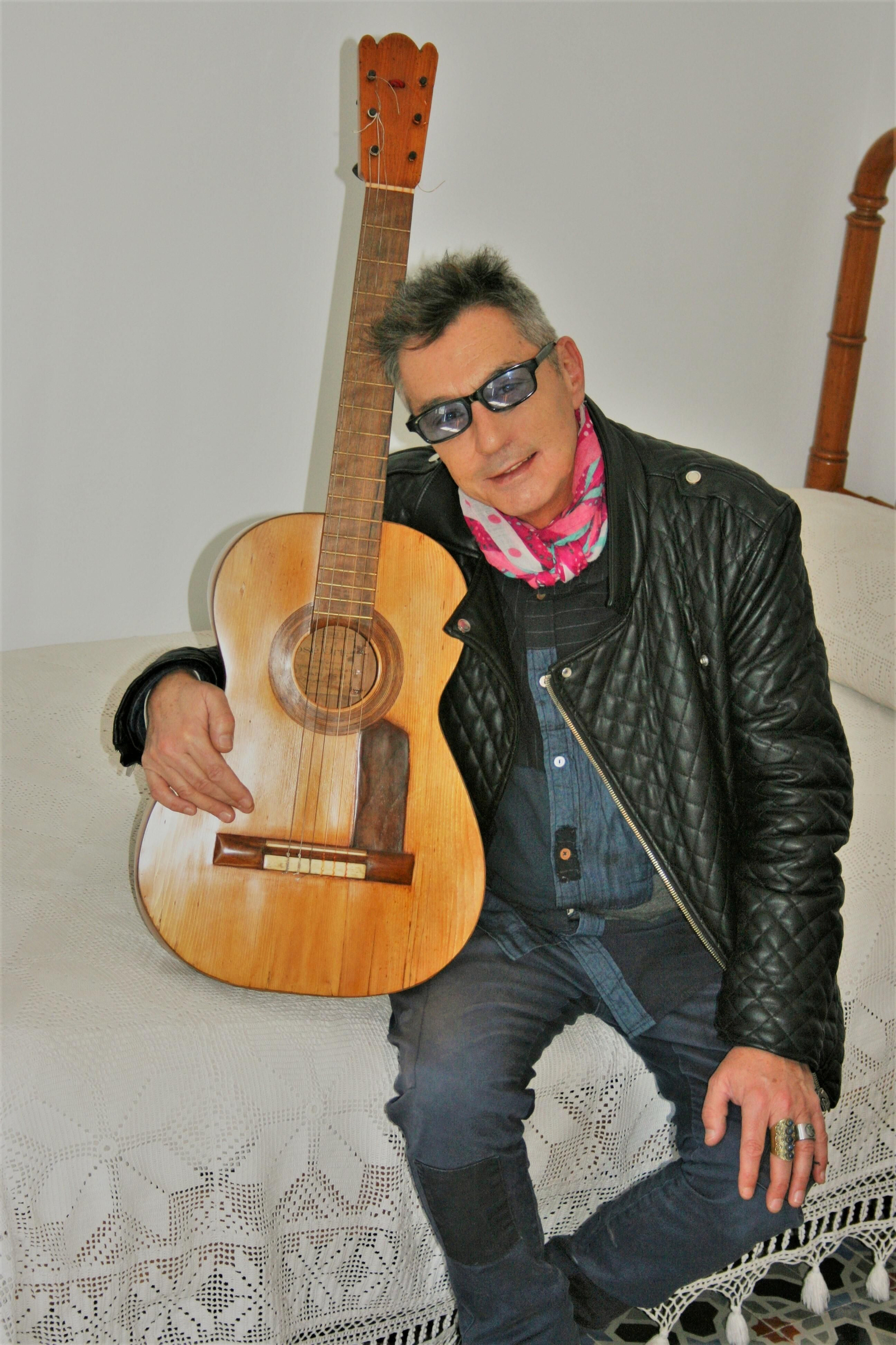 Con la guitarra de Federico García Lorca