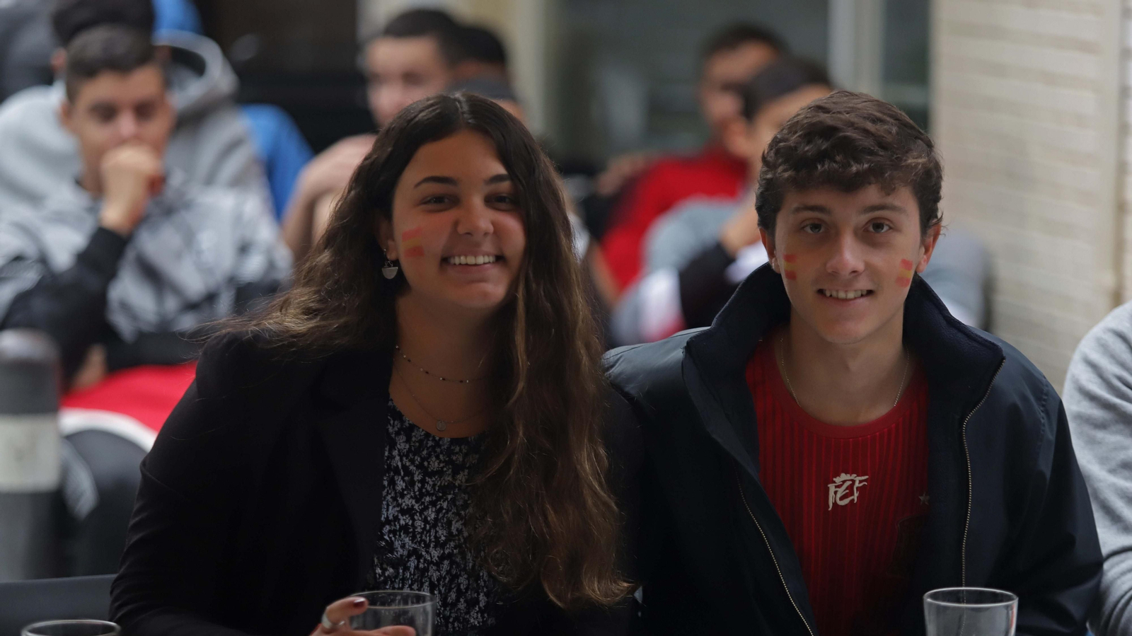 Fotos del ambiente durante el Marruecos - España en Algeciras