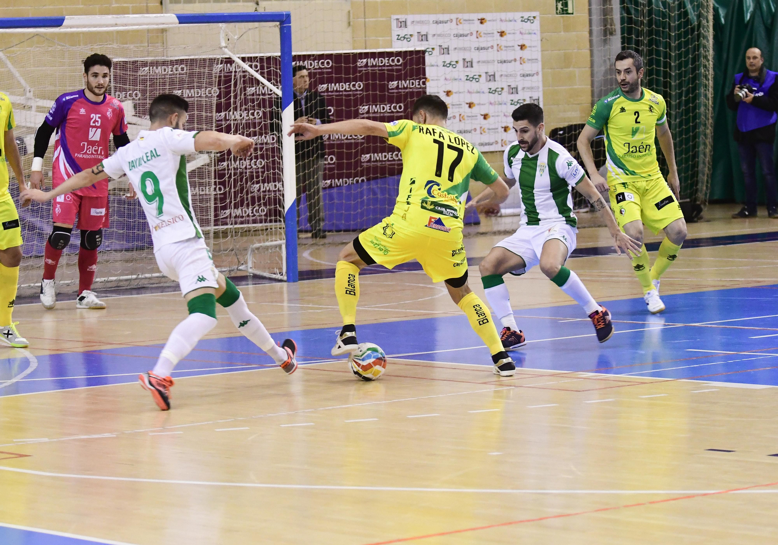 Las imágenes del Córdoba Futsal-Jaén Paraíso Interior