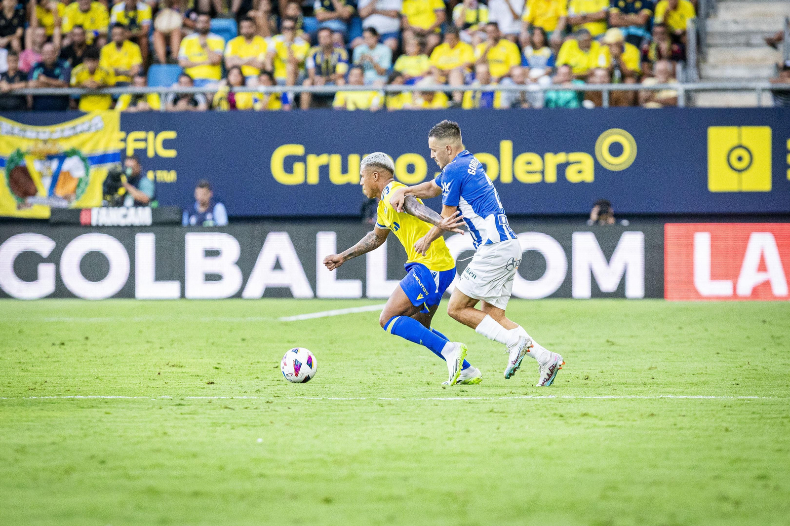 Imágenes del partido Cádiz-Alavés