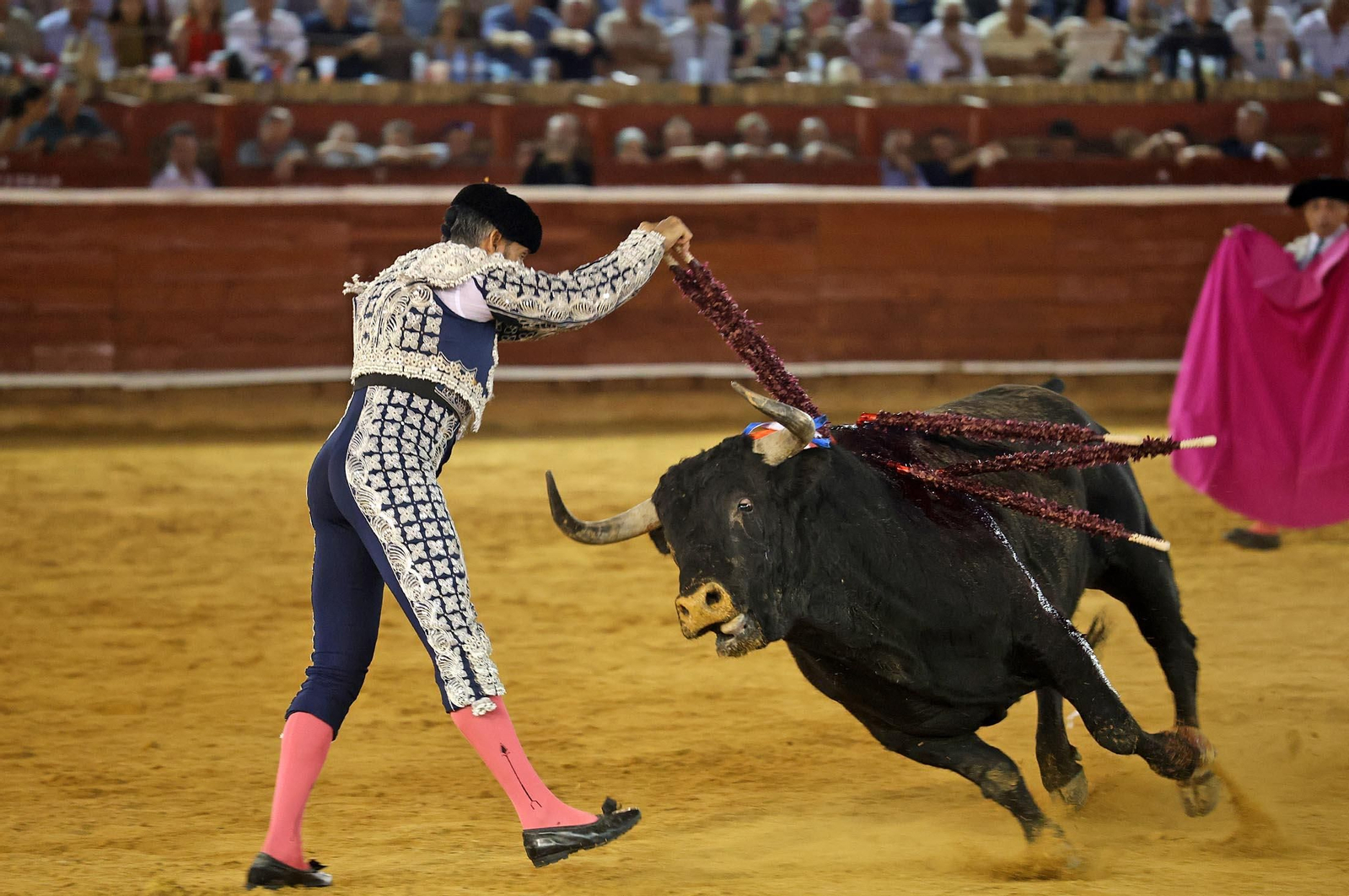 Toros La Merced 2025: Imágenes de la Corrida de Toros de Morante de la Puebla, Daniel Luque y Juan Ortega