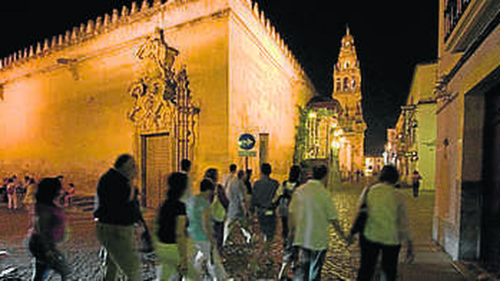 Rutas y visitas guiadas.