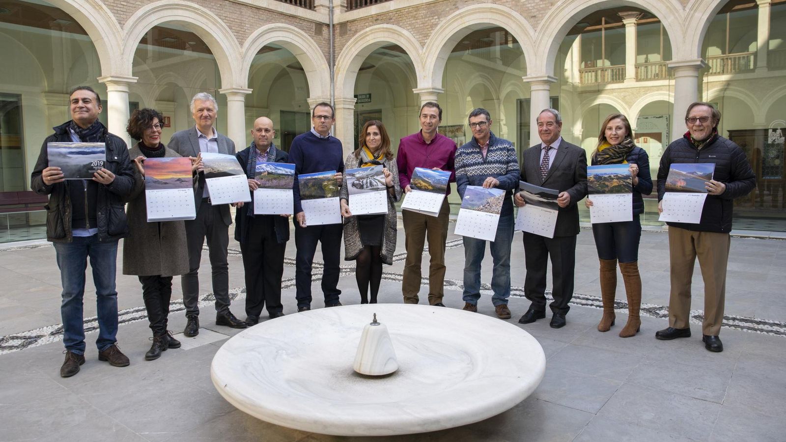 Presentación del calendario en la sede de la Junta.