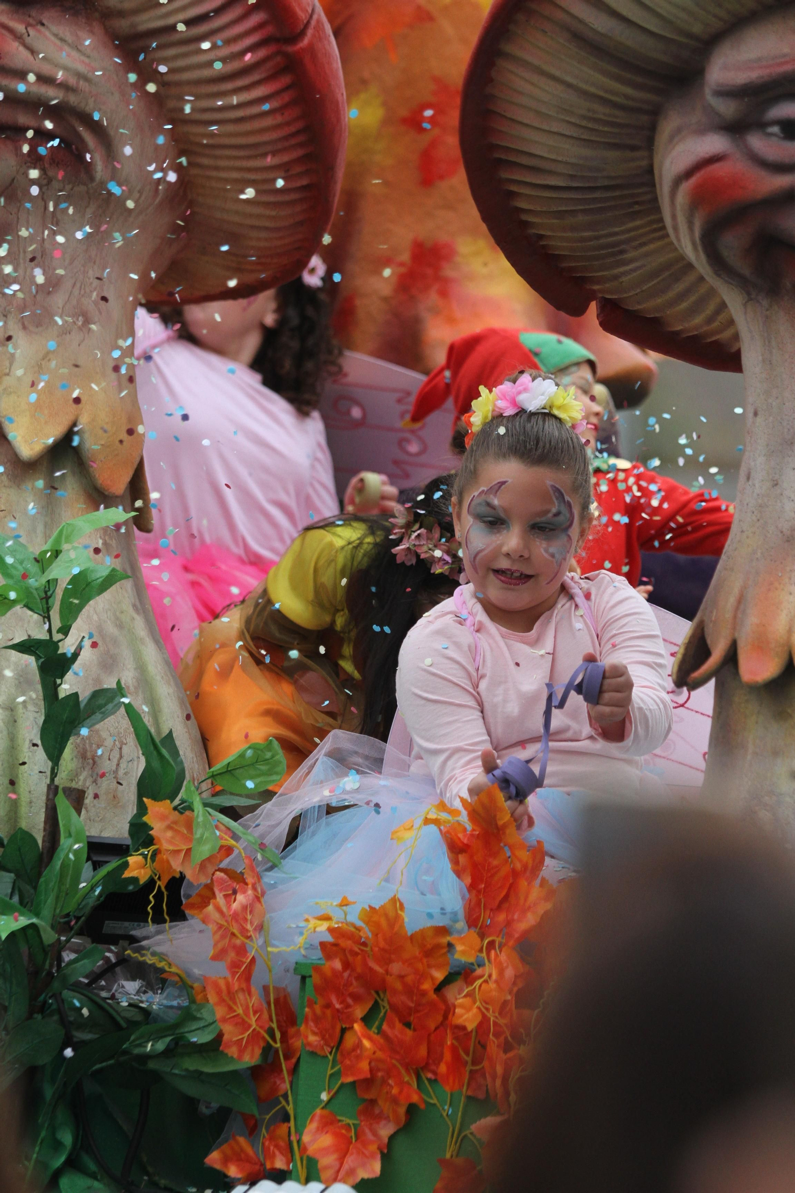 Cabalgata de los Reyes Magos 2018: Melchor, Gaspar y Baltazar adelantan su salida para llenar de ilusión las calles de Huelva