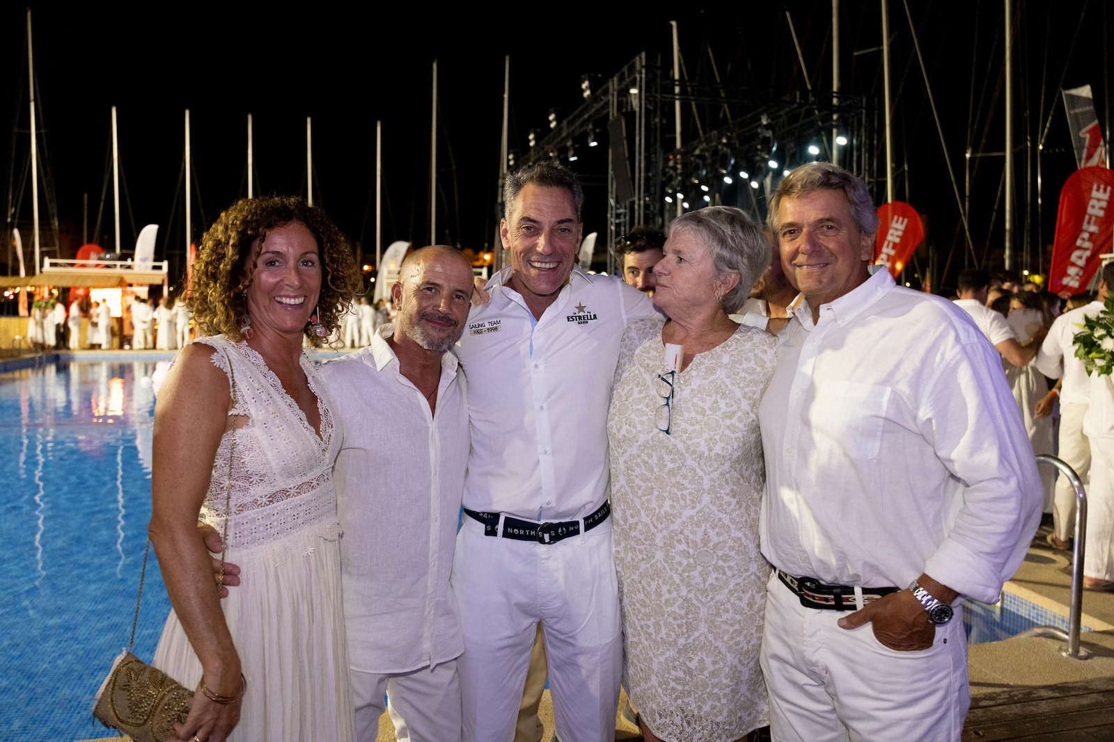 Búscate en el Cóctel de Blanco de la Copa del Rey Mapfre de vela