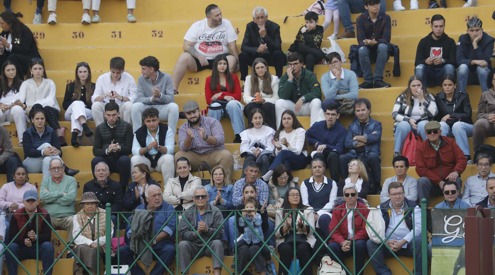 Las fotos de la novillada final de las escuelas taurinas de Cádiz, en La Línea