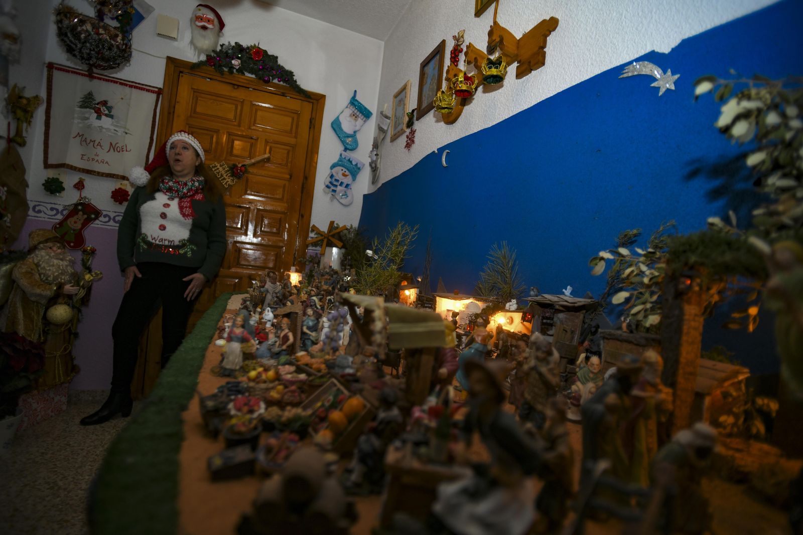 Fotos de la casa decorada por Navidad de la Mamá Noel de España