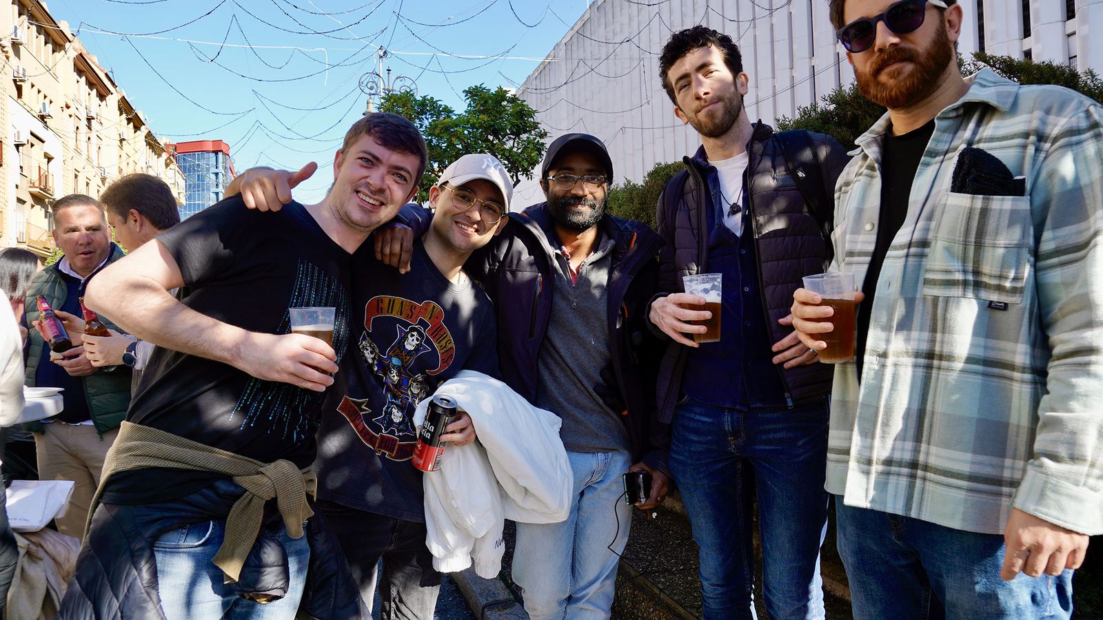 Encuéntrate en la galería del tardeo del sábado en San Sebastián 2025 en Huelva