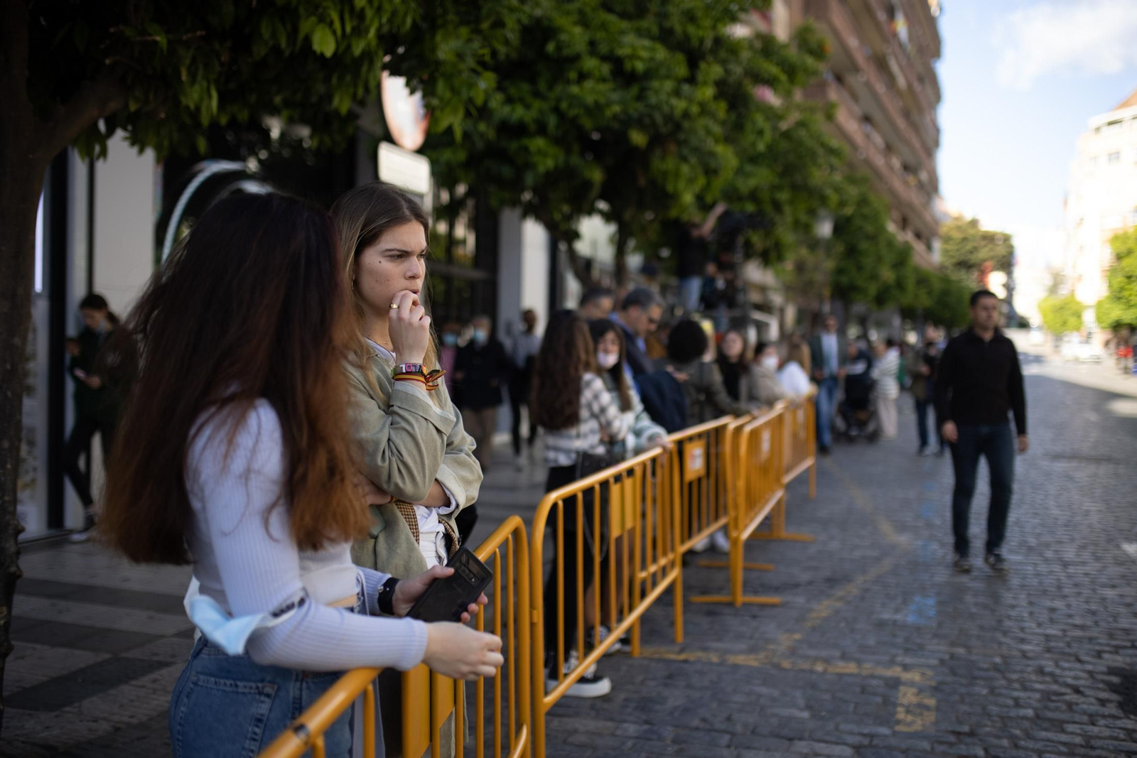 Imágenes del Miércoles Santo: Hermandad de la Santa Cruz