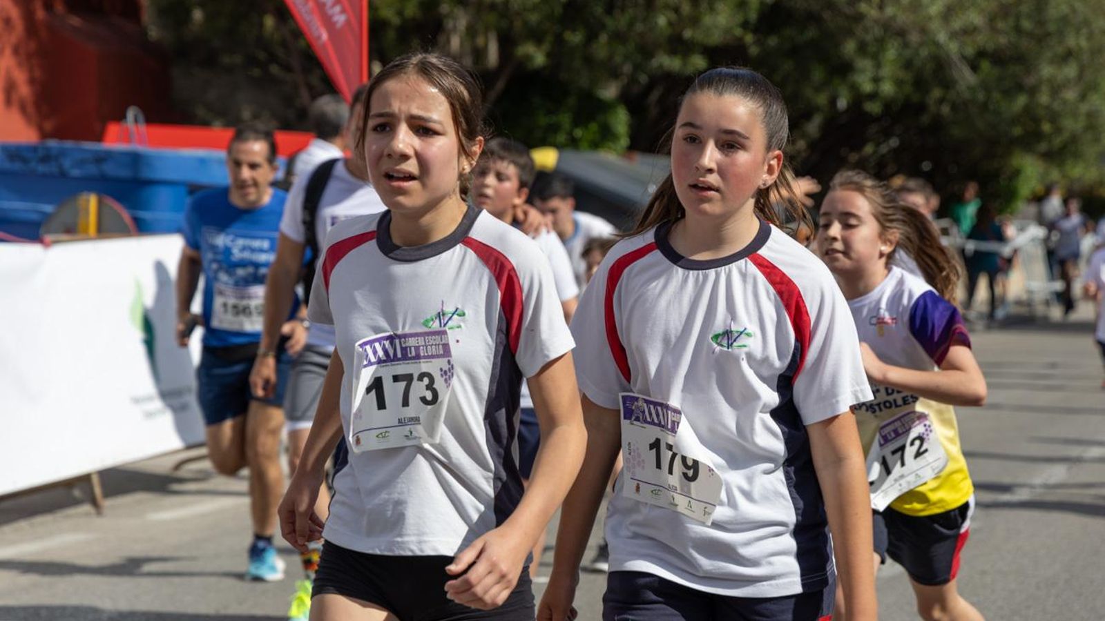 La carrera escolar de “La Gloria” que aúna inclusión y solidaridad, en imágenes