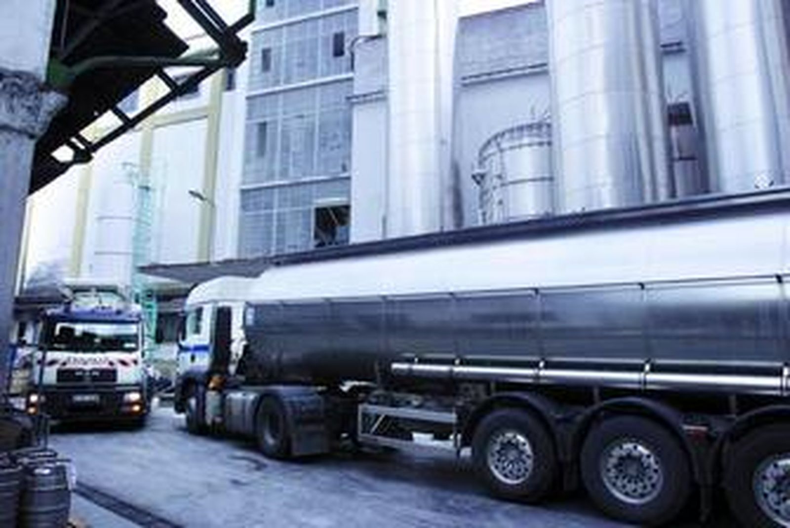 En las actuales instalaciones de Cervezas Alhambra se harán viviendas, zonas verdes y se abrirá una nueva calle.