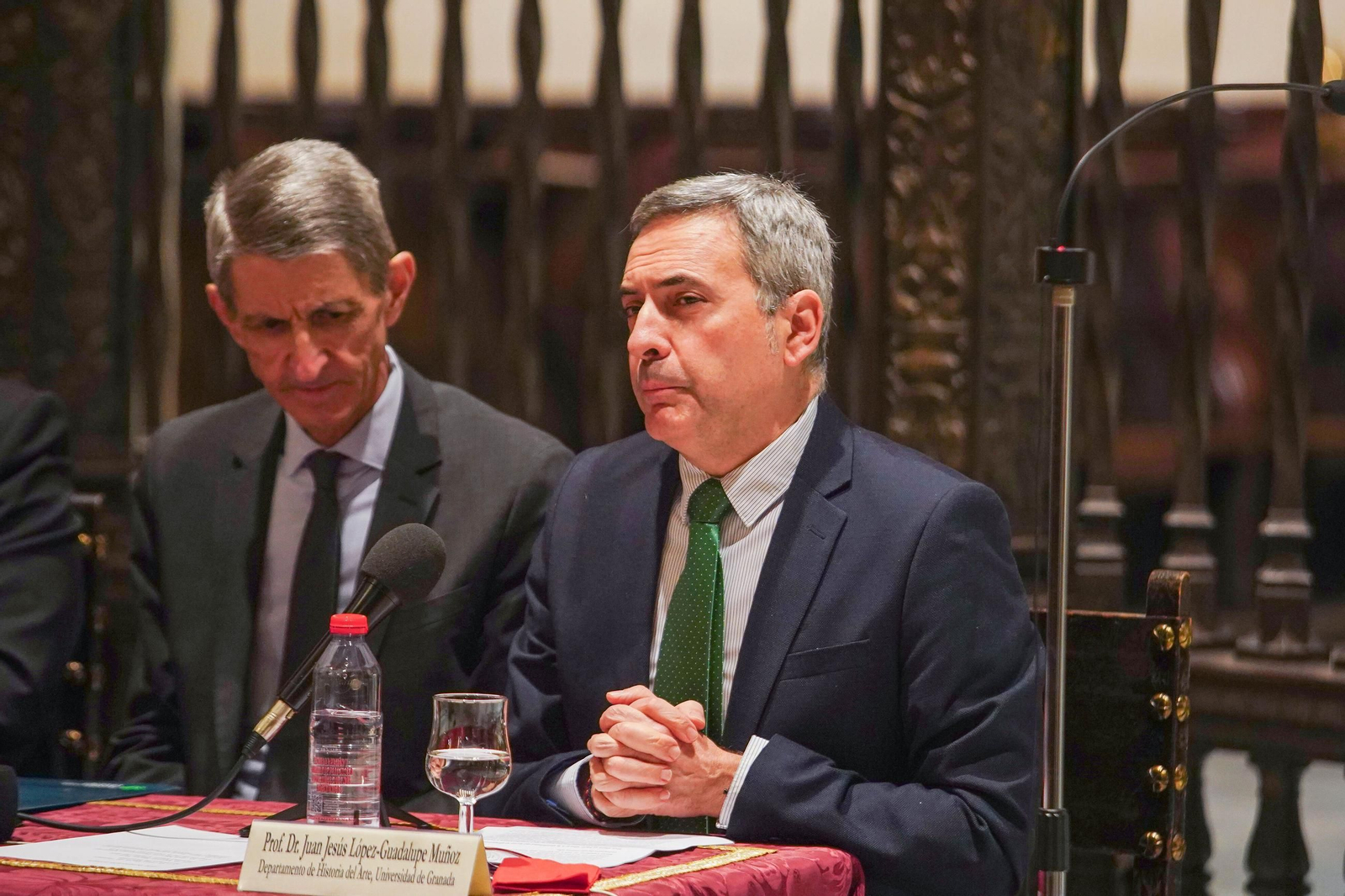 Galería | Así se ha presentado el libro sobre los retablos de la capilla real de Granada