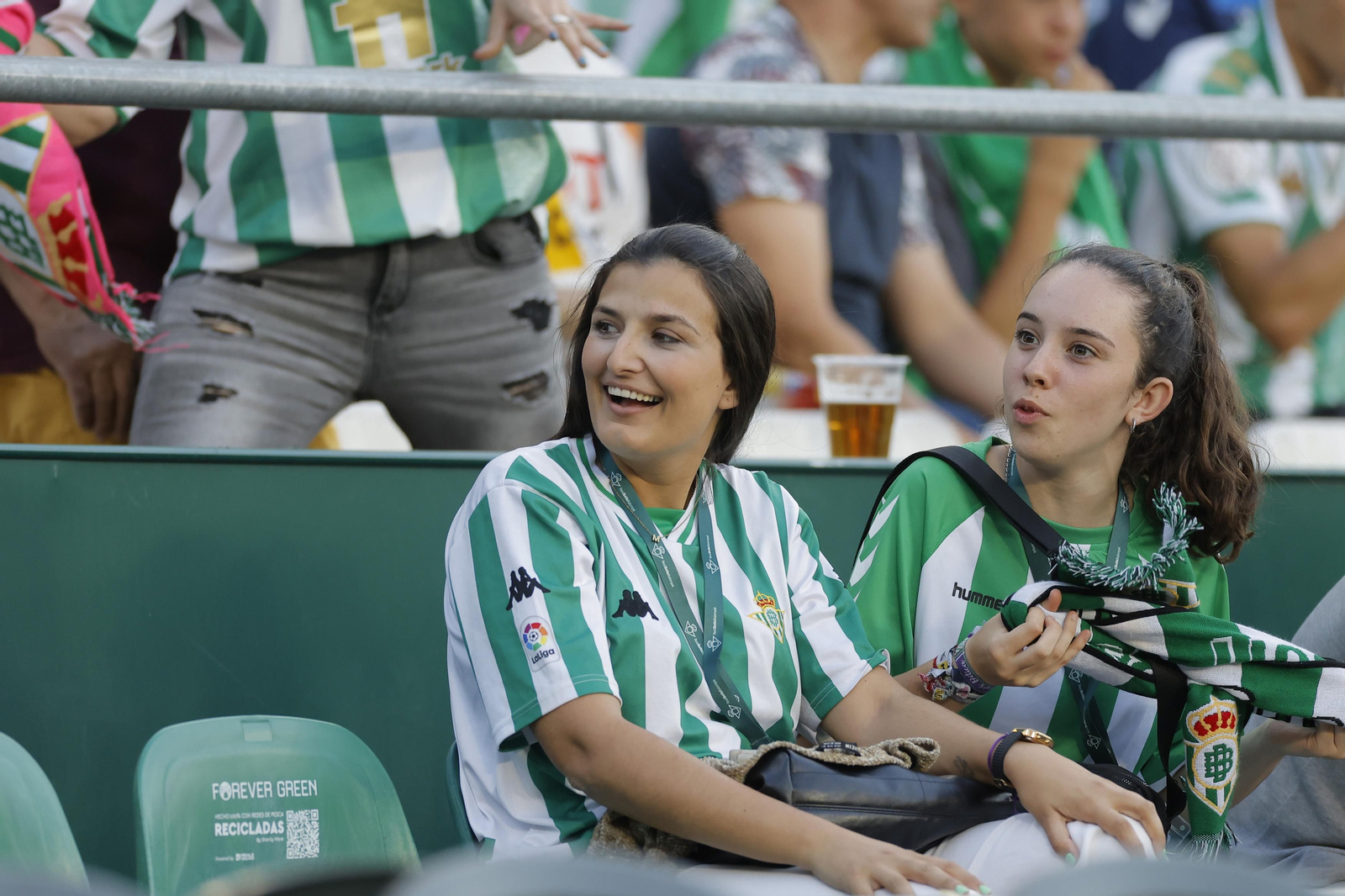 Búscate en las fotos del Betis-Rayo