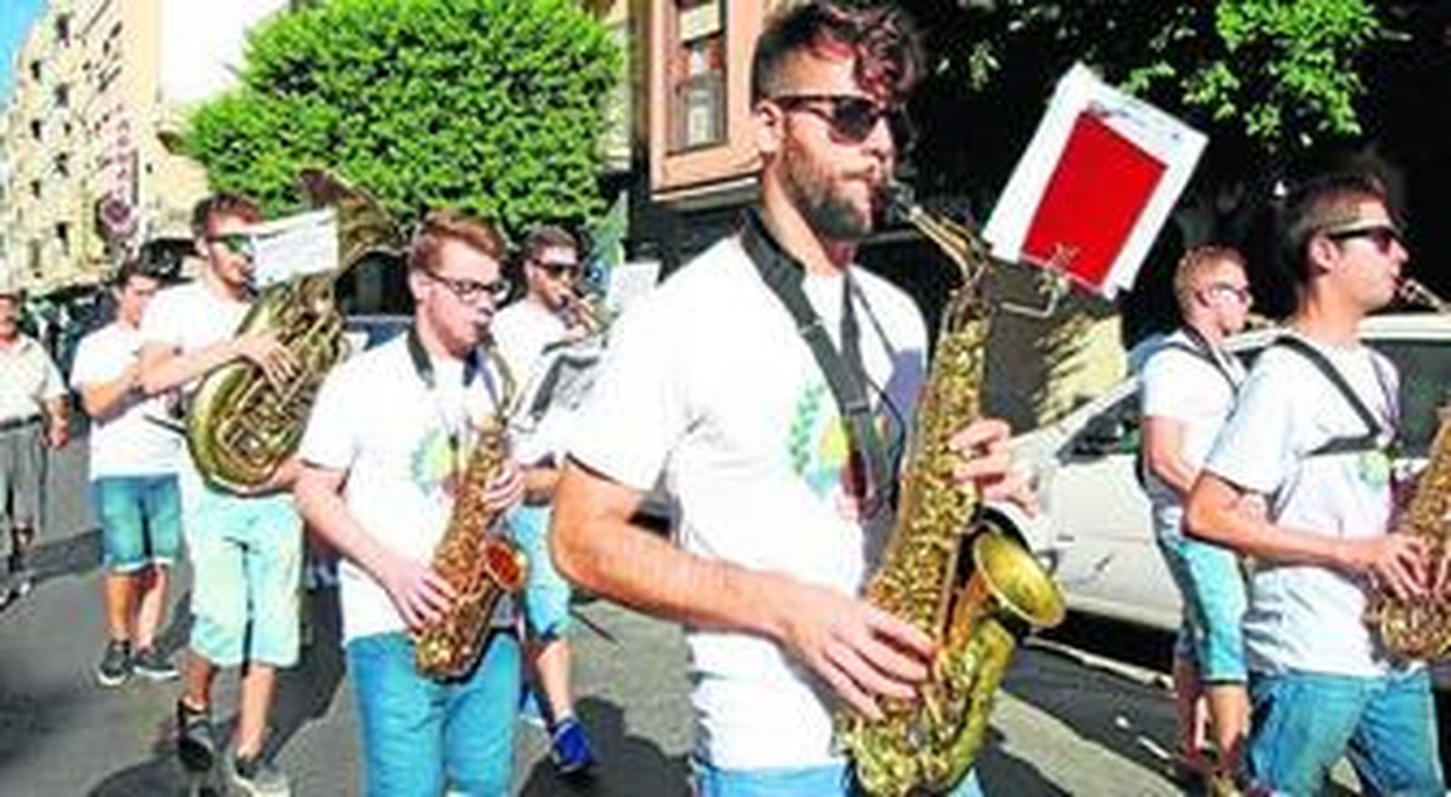 Un desfile de altos vuelos