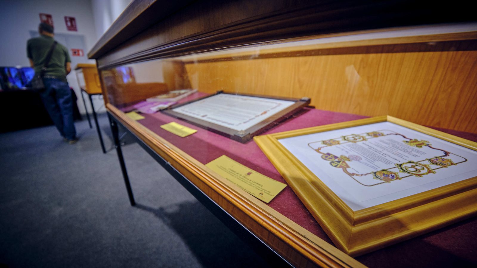 Exposición de  las imágenes relativas a Santa Barbaraque se custodian en las dependencias que el RACTA-4