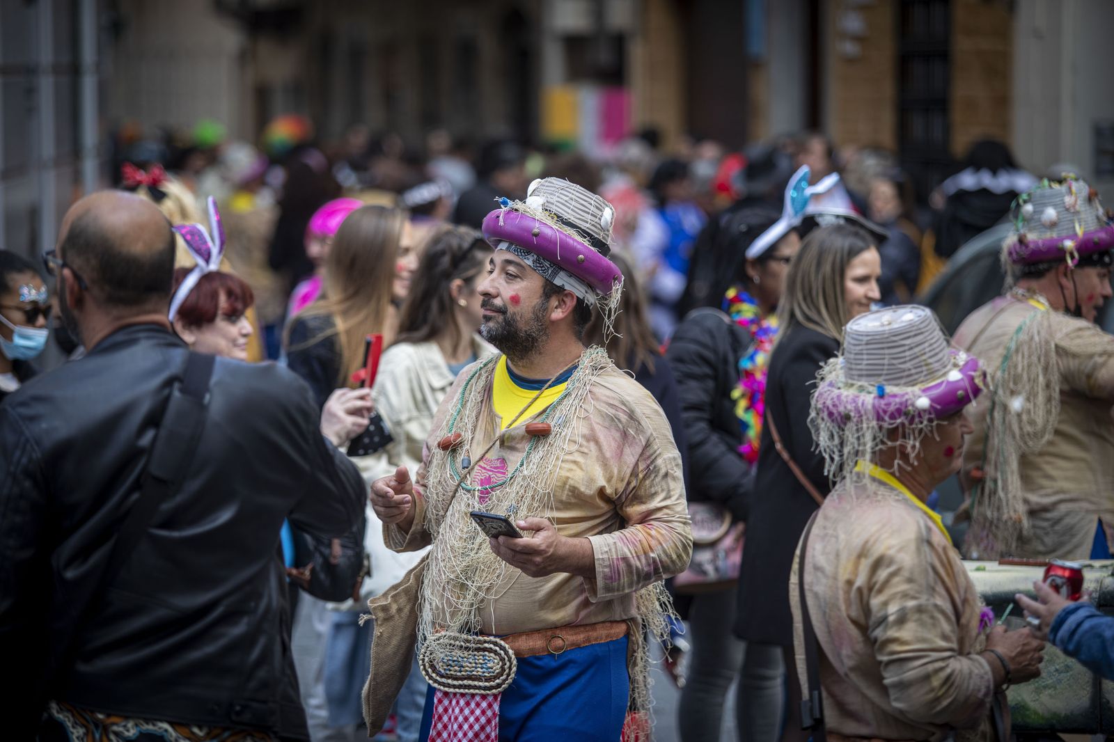 Imágenes del domingo de Carnaval ilegal en Cádiz