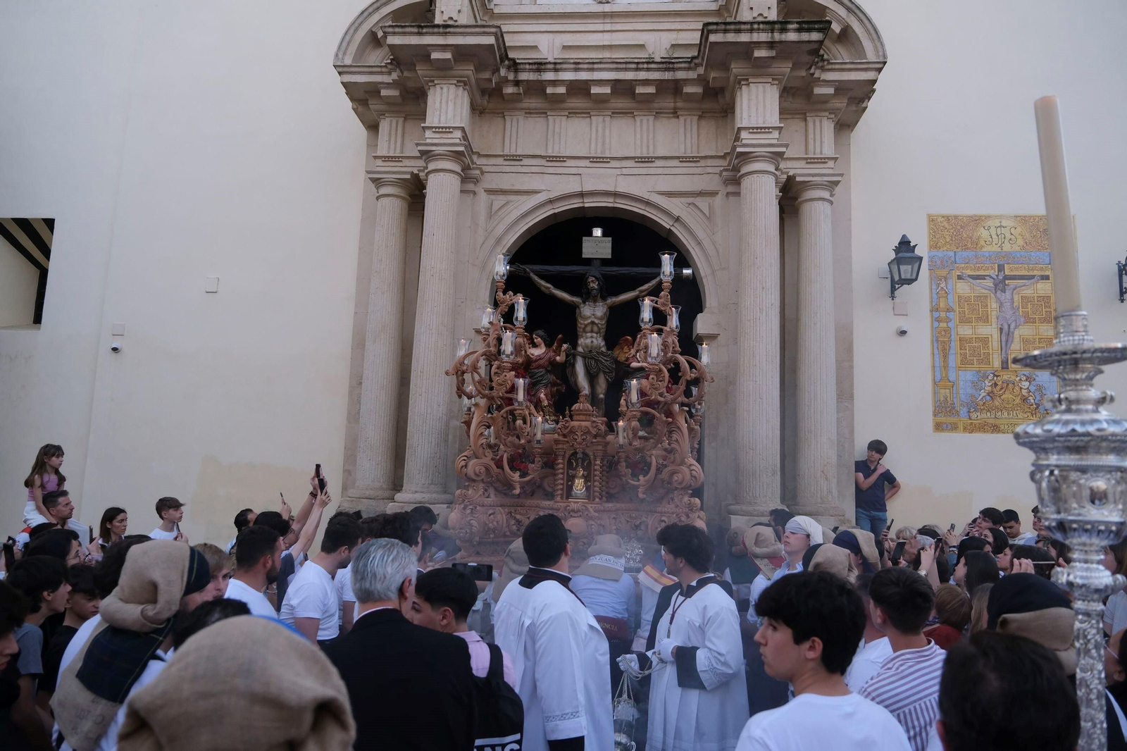 El vía crucis del Cristo de la Providencia de Córdoba, en imágenes