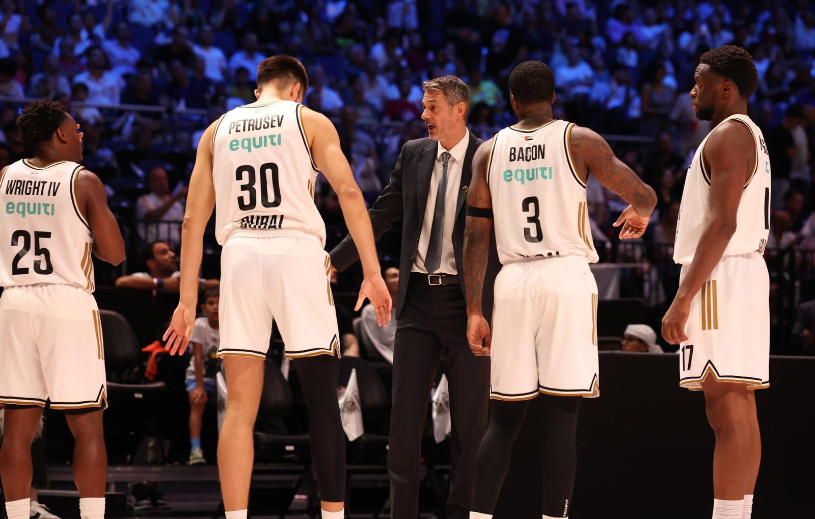 El Barça cae en Dubái antes de medirse al Unicaja