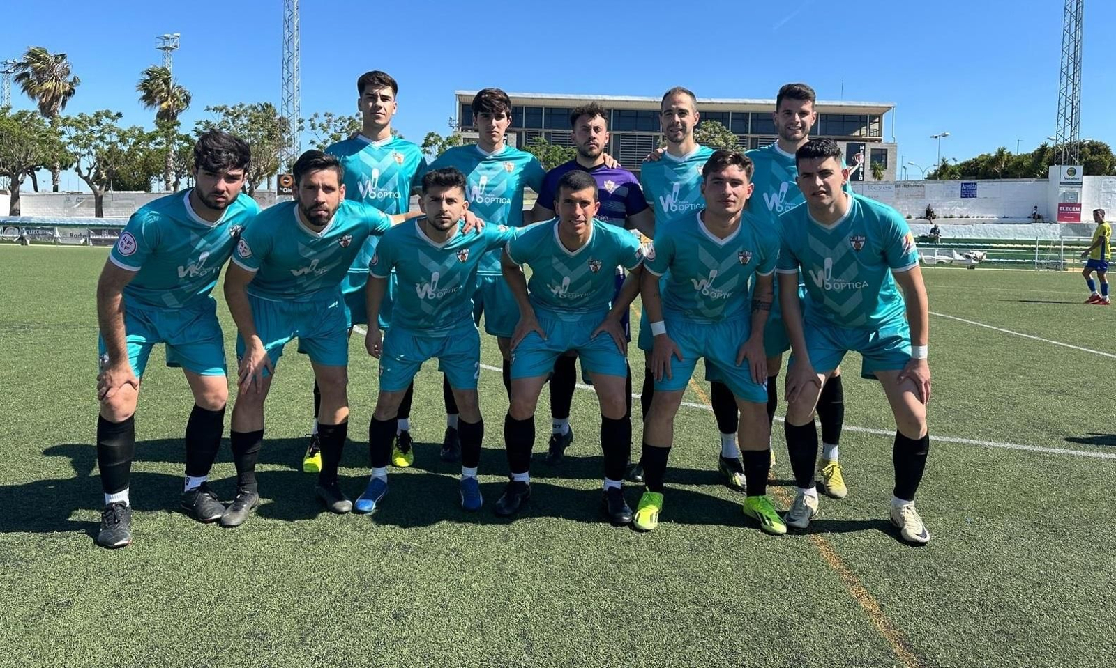 Formación inicial del Pozoblanco ante el Conil.