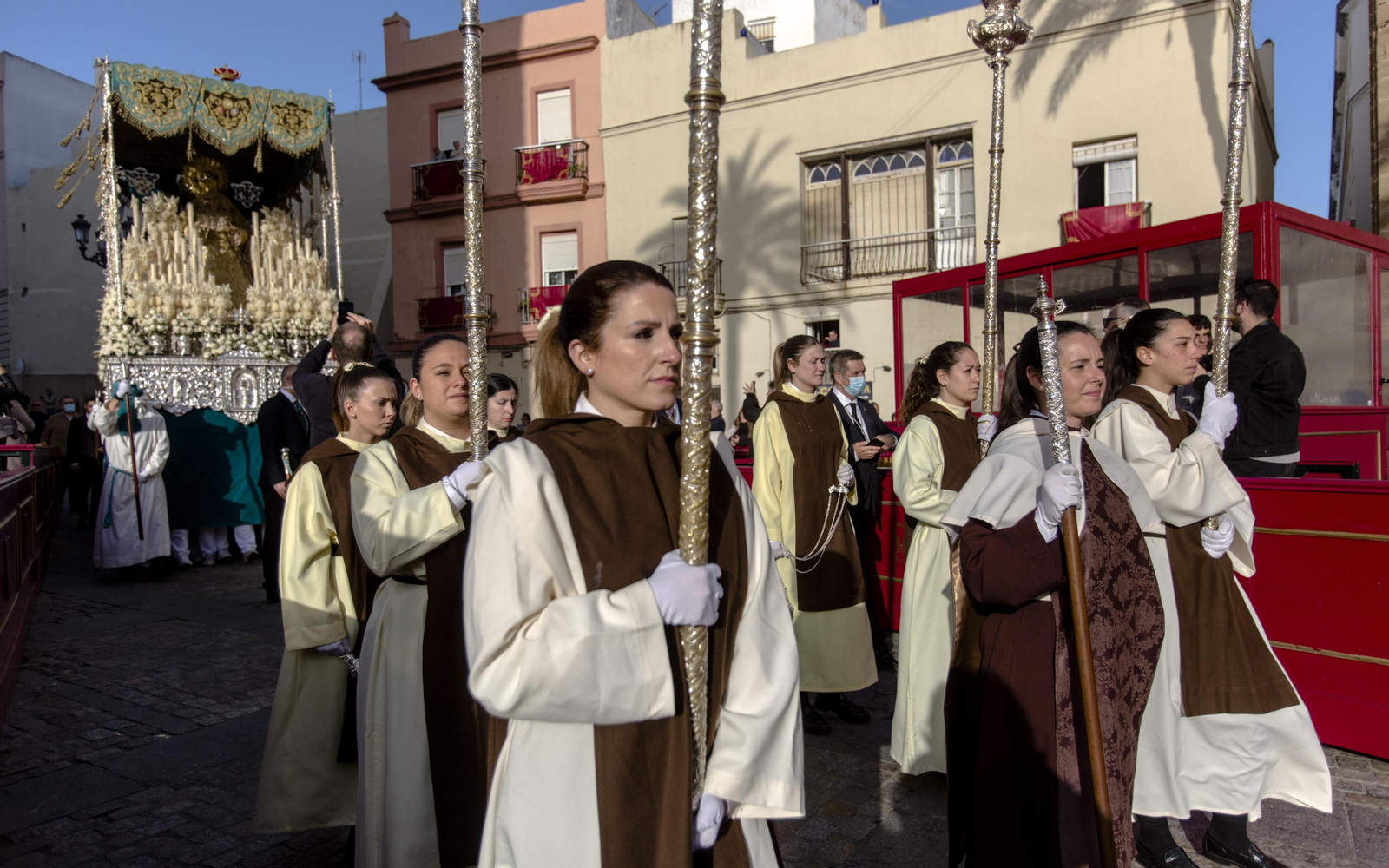 Imágenes del regreso del Prendimiento a su templo en la Semana Santa de Cádiz 2022