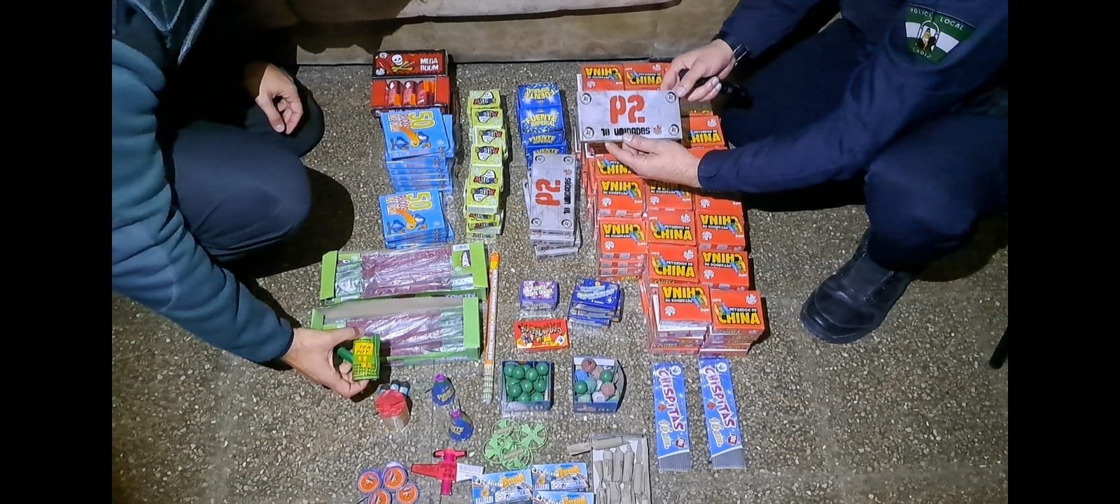 La Guardia Civil recuerda las normas de uso de material pirotécnico durante la Navidad