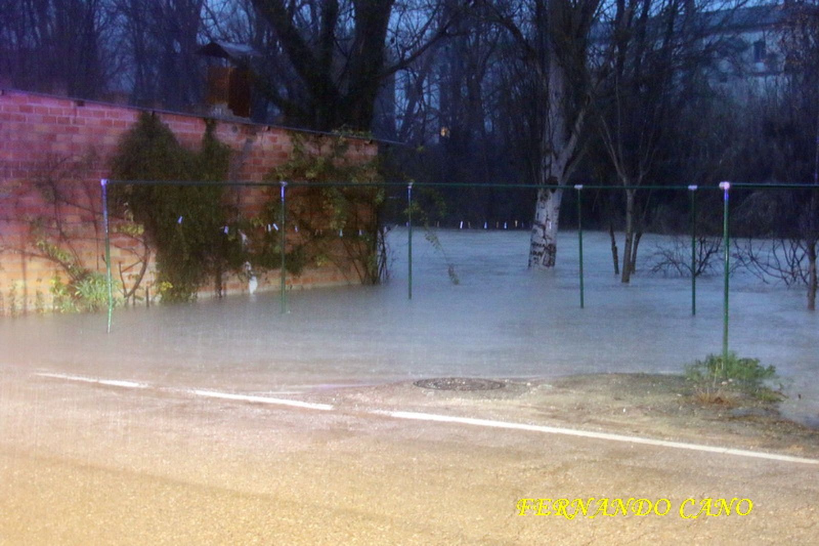 Inundación de calles en Mogón, en imágenes