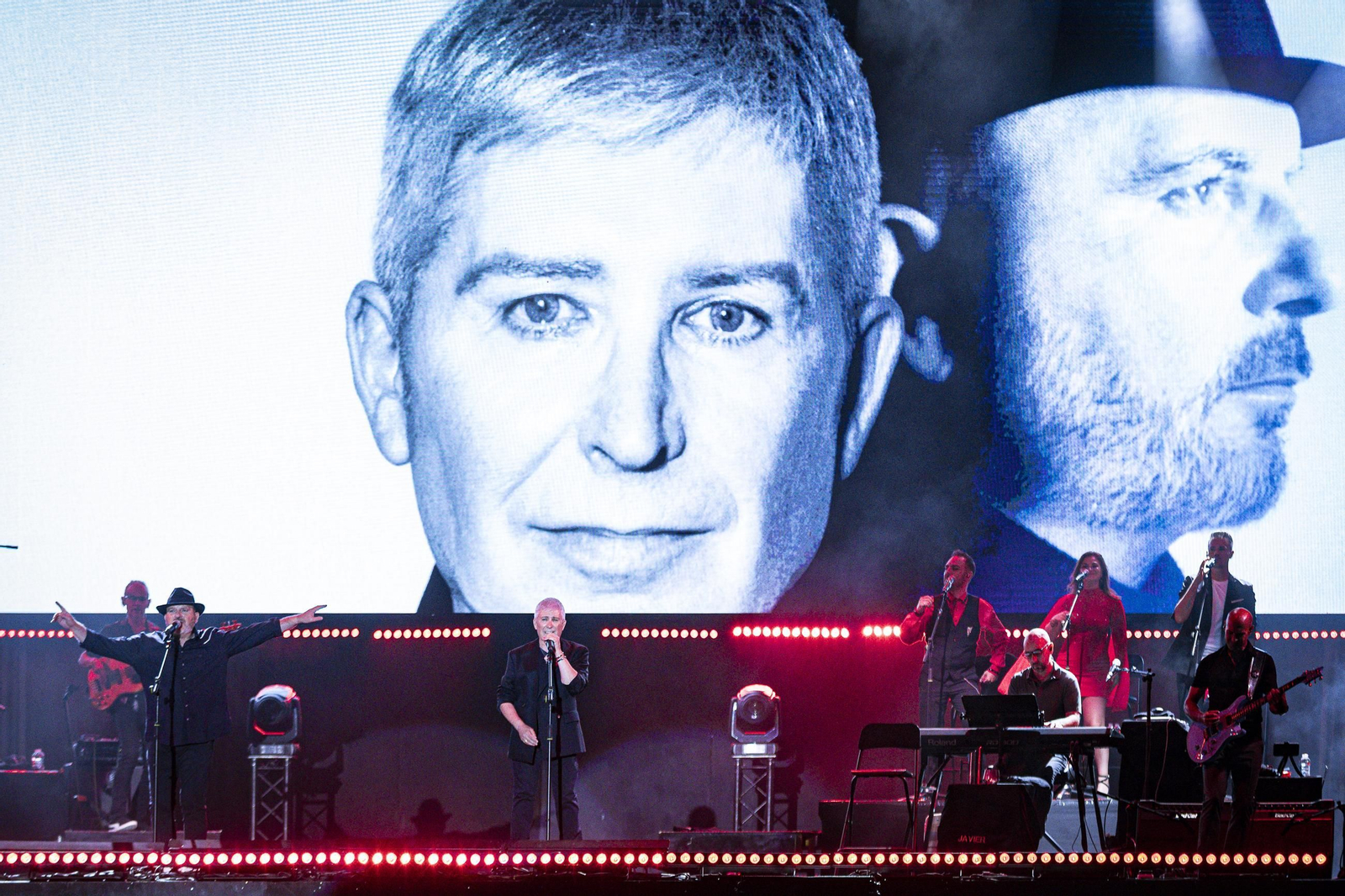 Búscate en las imágenes del concierto de Los Pecos en Concert Music Festival de Chiclana