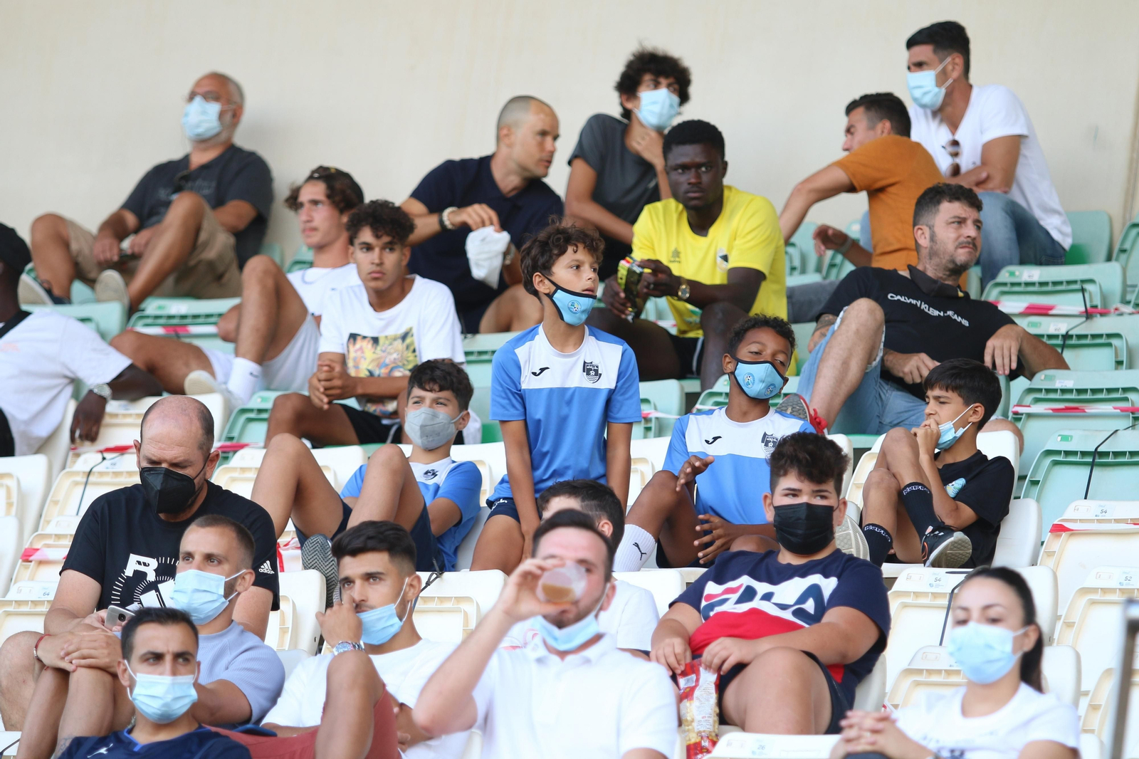 Fotogalería del derbi en Santo Domingo