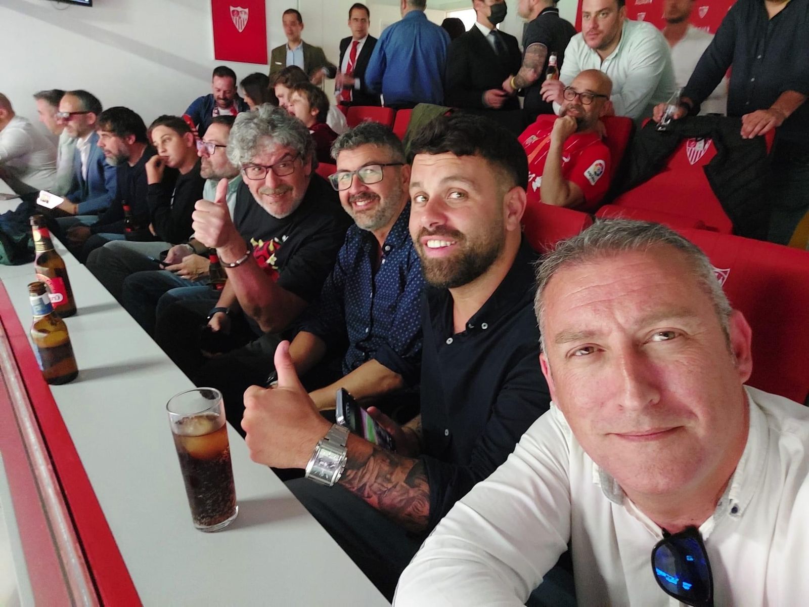 ¿En los estadios de fútbol se puede beber alcohol?