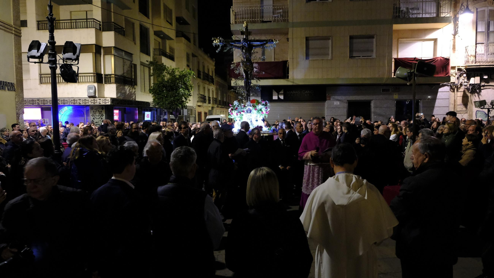 Vía Crucis del Cristo de la Escucha en la Semana Santa de Almería 2025