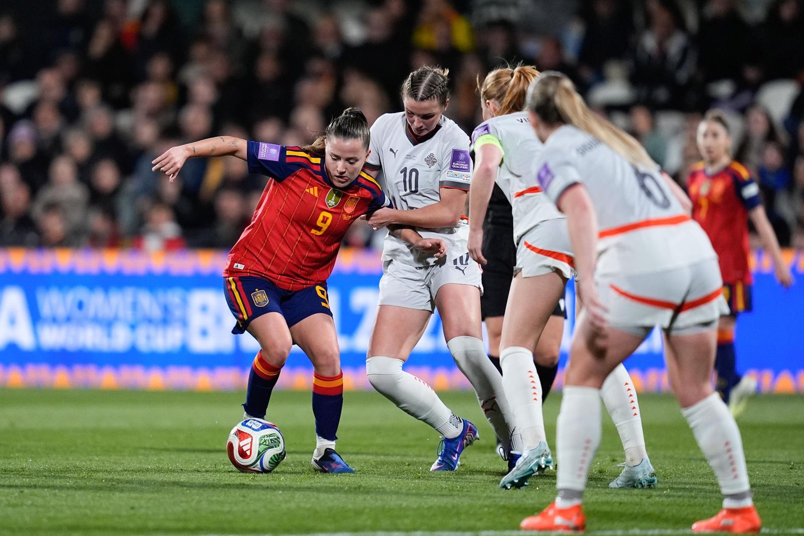 Las fotos del España-Islandia de fútbol femenino