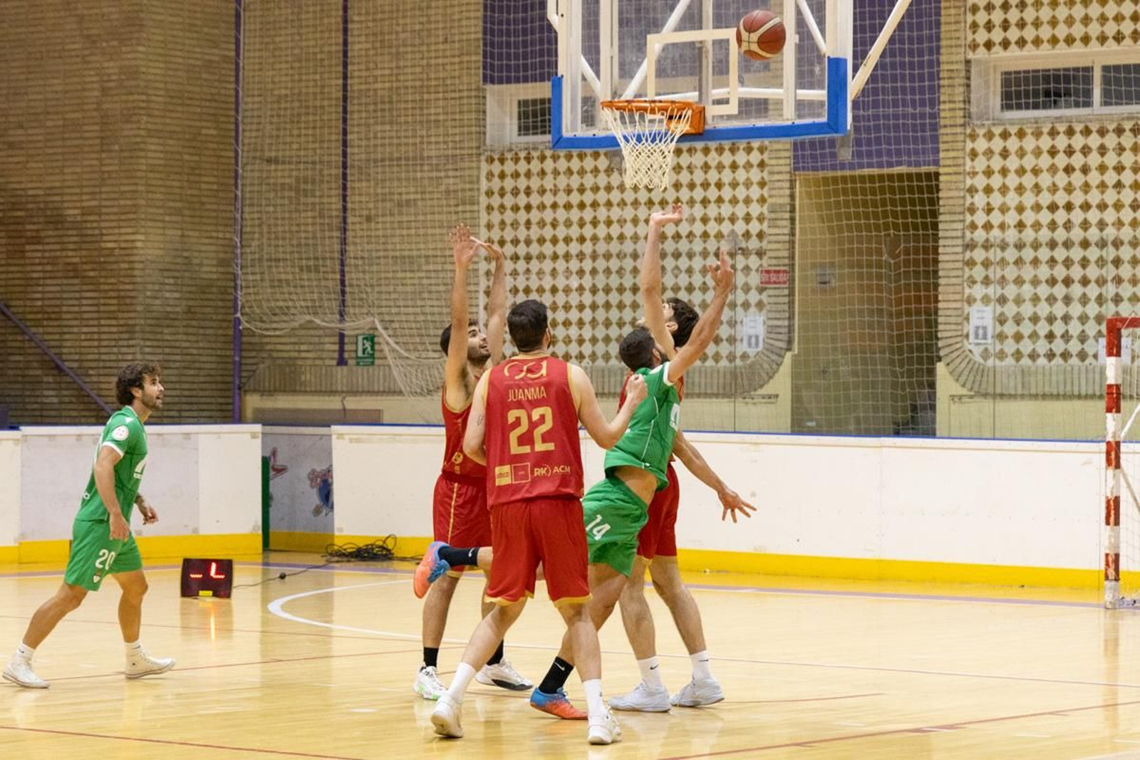 Jornada un juguete solidario, Real Jaén y Jaén CB