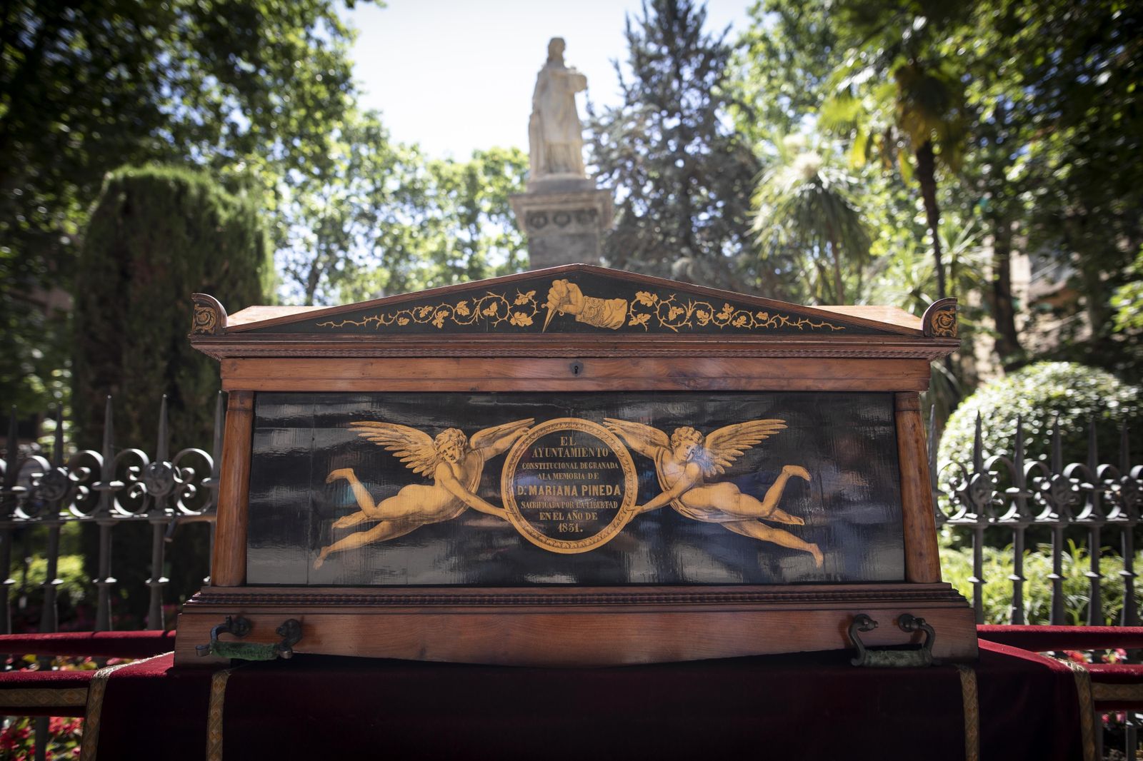 Las imágenes de la celebración del Día de Mariana Pineda, fiesta local en Granada