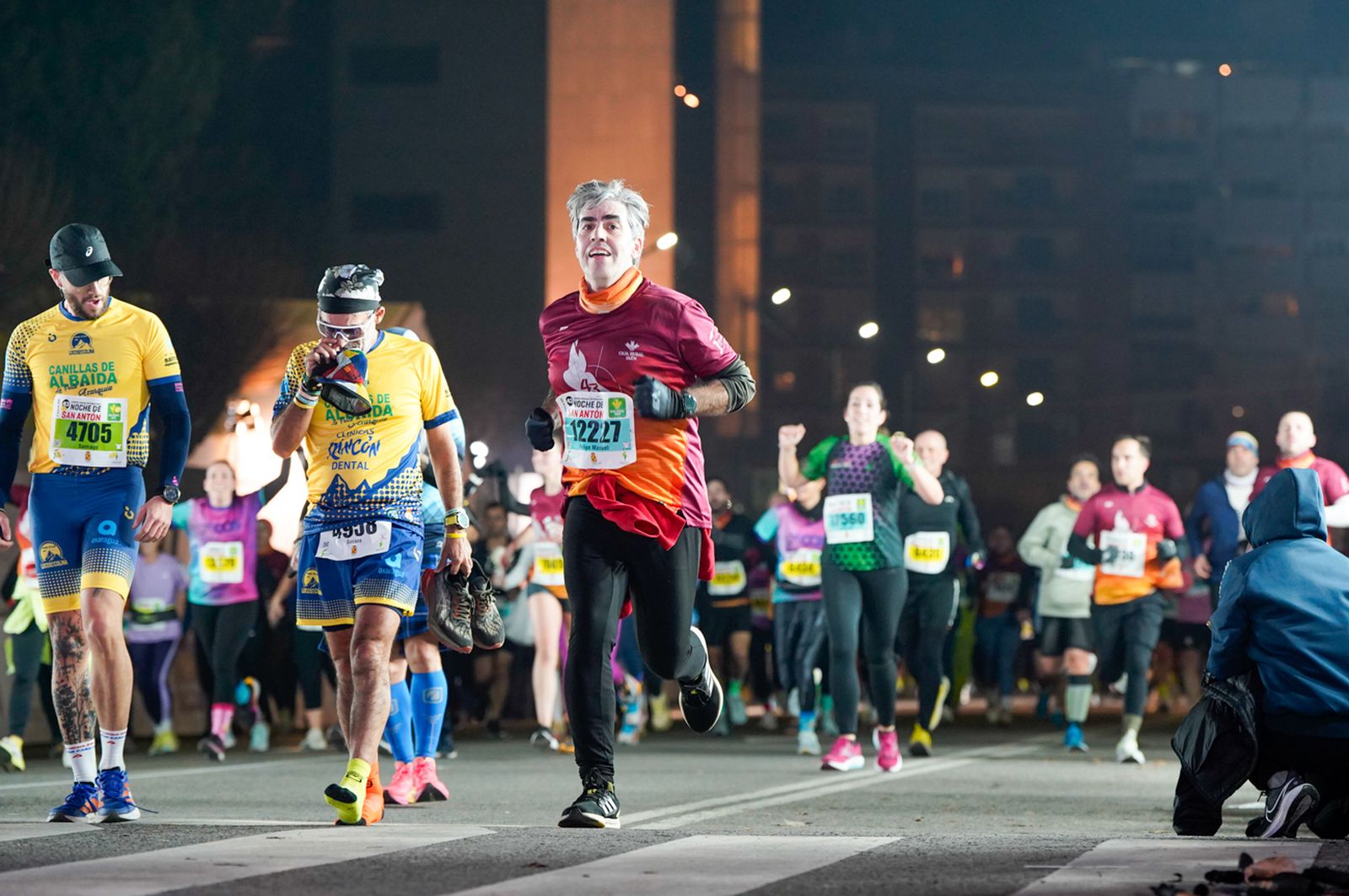 En imágenes: búscate en tu llegada a meta de la Carrera de San Antón 2026 (15)