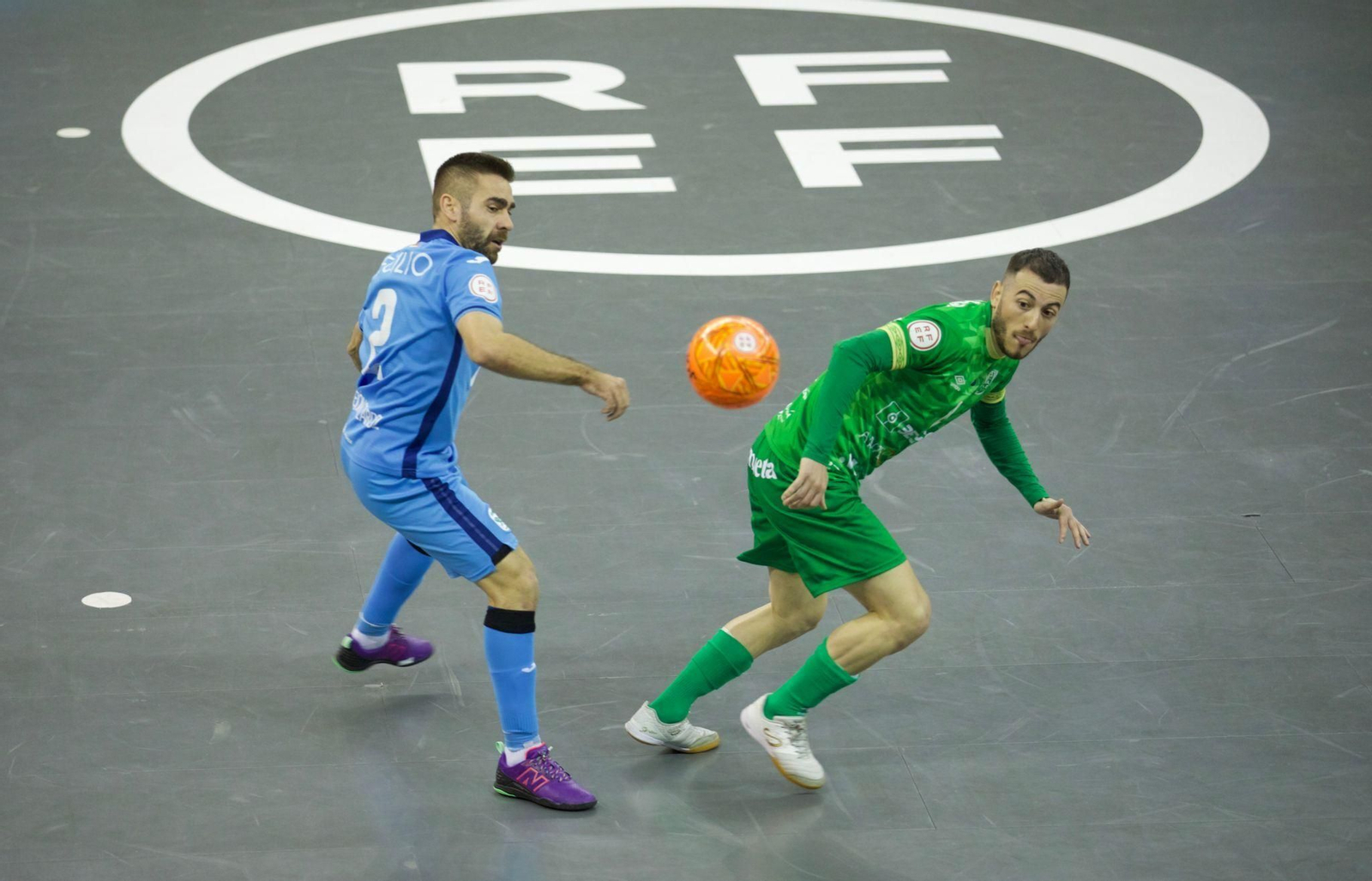 Una acción del partido entre Inter y UMA Antequera