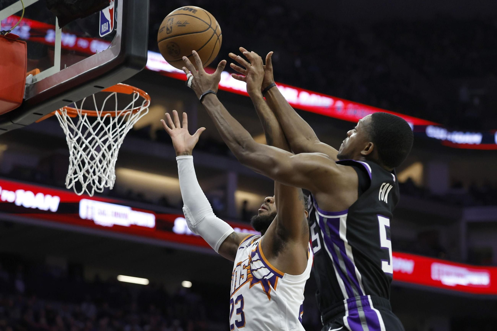 Domas Sabonis roza el triple doble ante los Suns