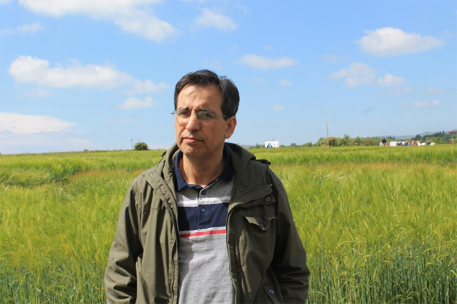 Bagüés comenta los retos a los que se enfrenta el sector de fabricación de semillas y su importancia en Andalucía.