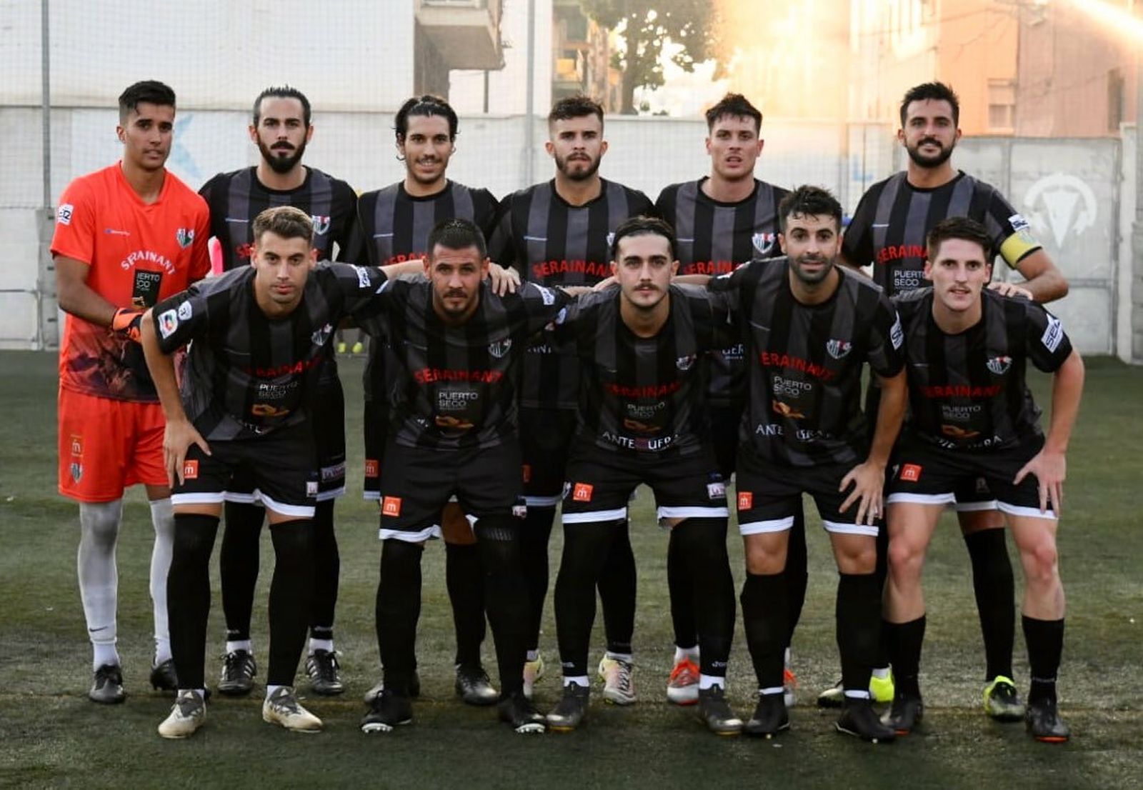 Once inicial del Antequera antes de medirse a El Palo.
