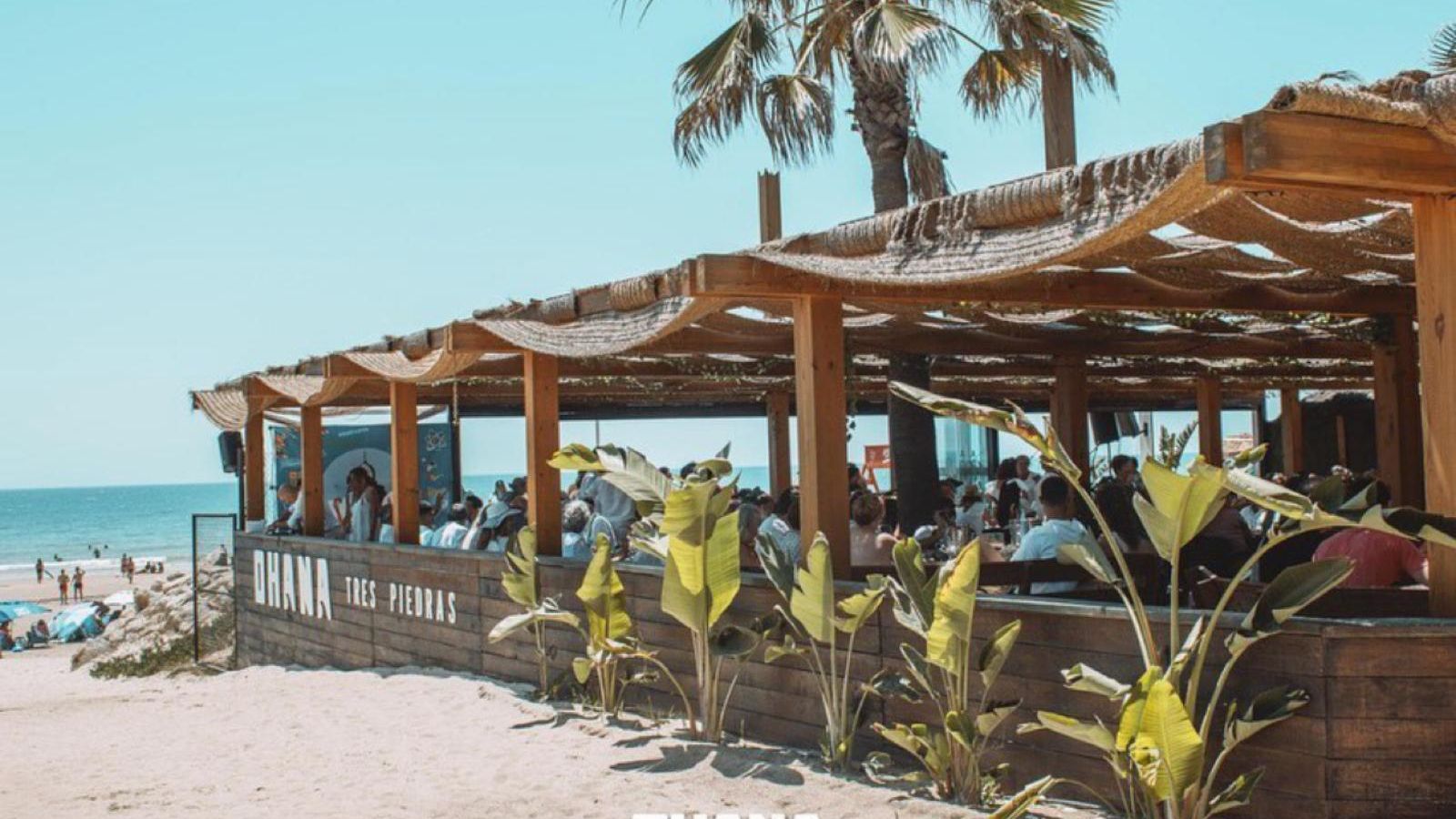 Chiringuito Ohana, en Chipiona. Chiringuito Ohana, en Chipiona.