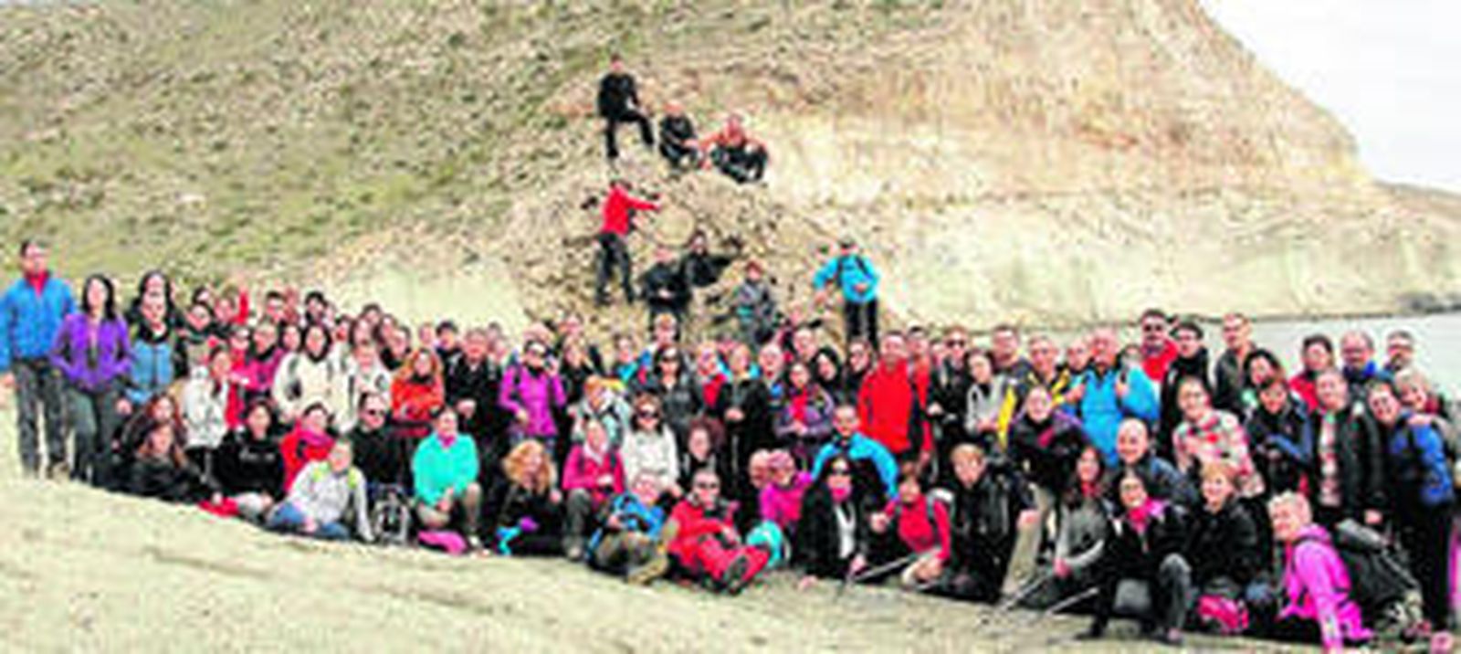 Un paseo sereno entre calas y veredas desde Agua Amarga hasta Las Negras