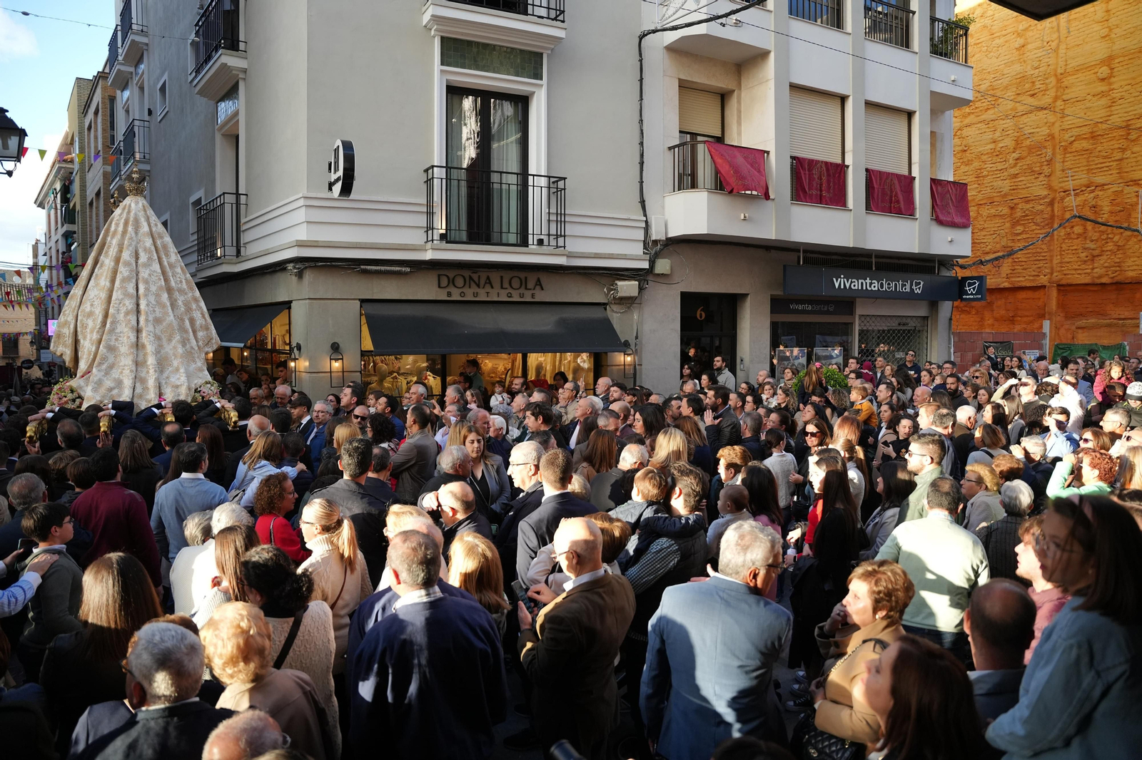 El traslado de la Virgen de Araceli en Lucena, en imágenes